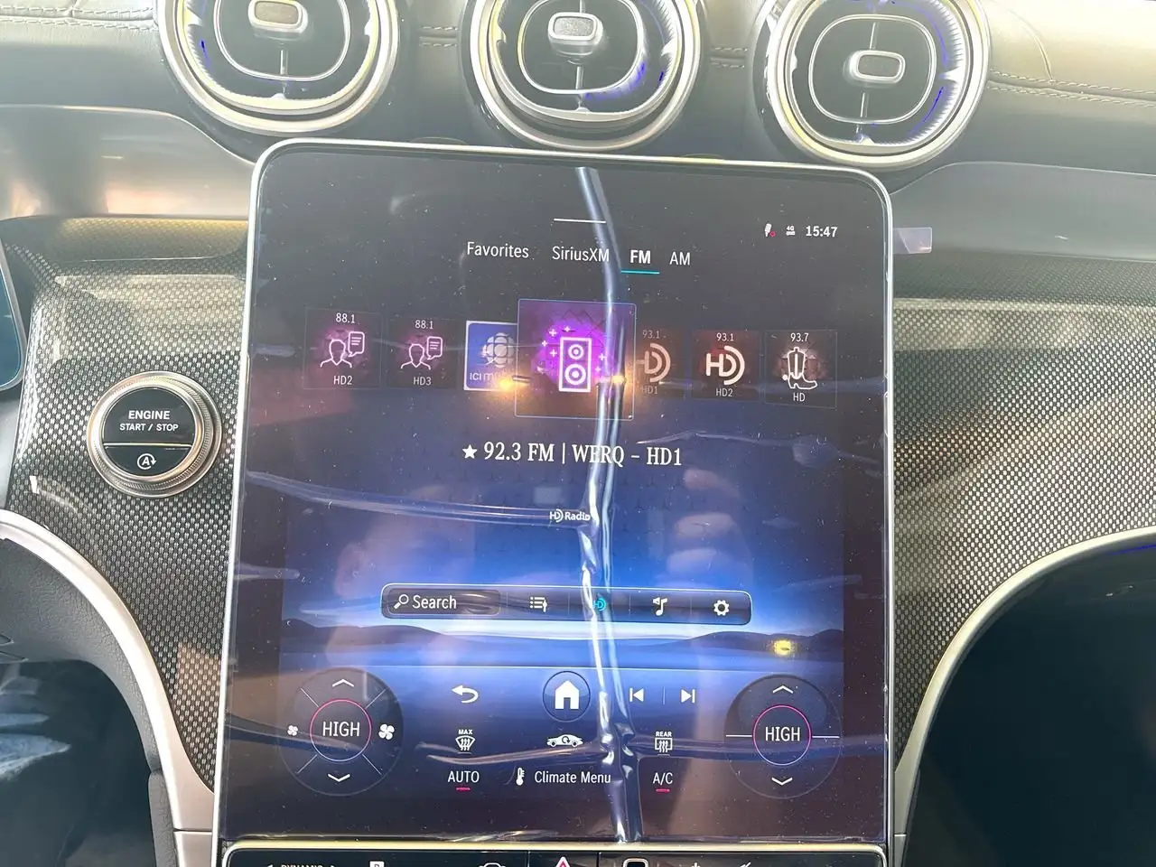 Mercedes-Benz GLC снимка Mercedes-Benz GLC