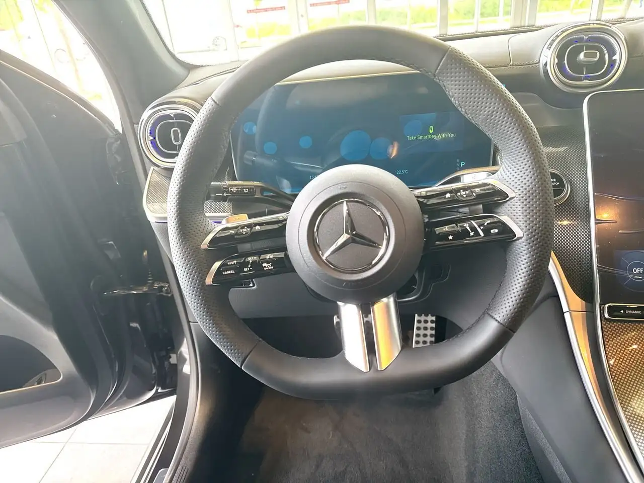 Mercedes-Benz GLC снимка Mercedes-Benz GLC
