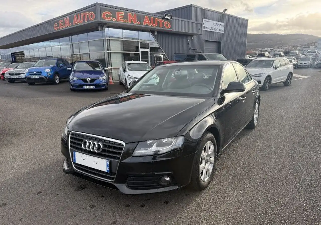 Audi A4 2.0 TDI 140CH AMBITION
