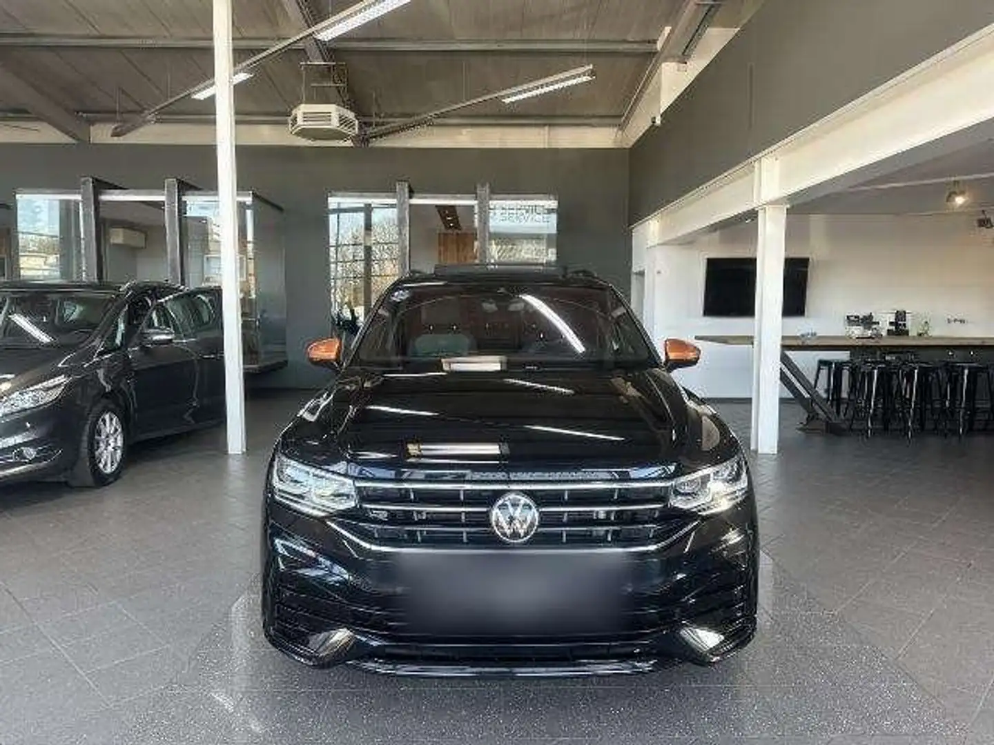 Volkswagen Tiguan Allspace R-Line 4Motion NAV LED TEMP SHZ PDC AC Isofix Schwarz - 2