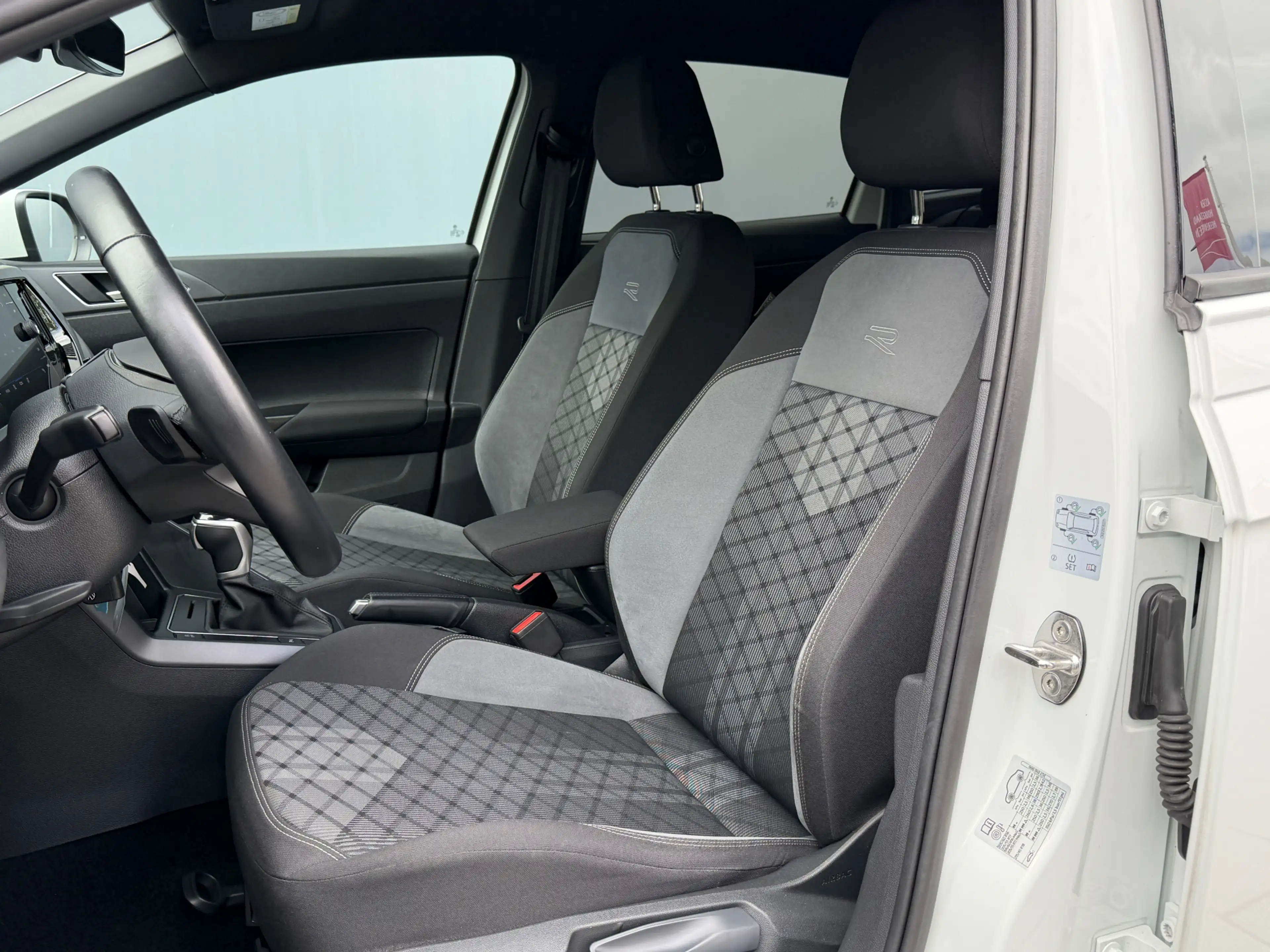 Volkswagen Taigo BWJ 2022 | 1.0 TSI R-Line Business AUTOMAAT | CAME — photo 4