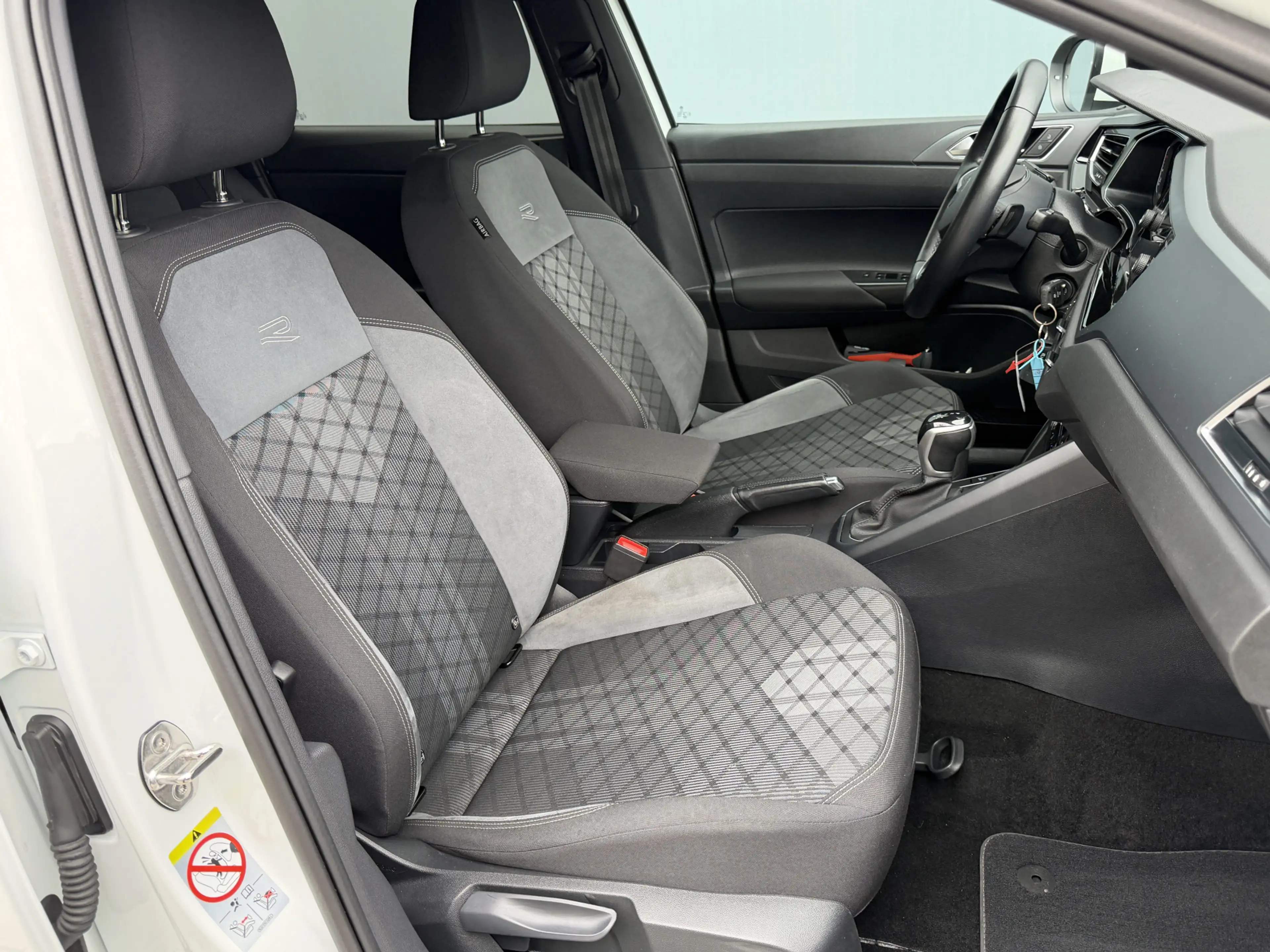 Volkswagen Taigo BWJ 2022 | 1.0 TSI R-Line Business AUTOMAAT | CAME — photo 42