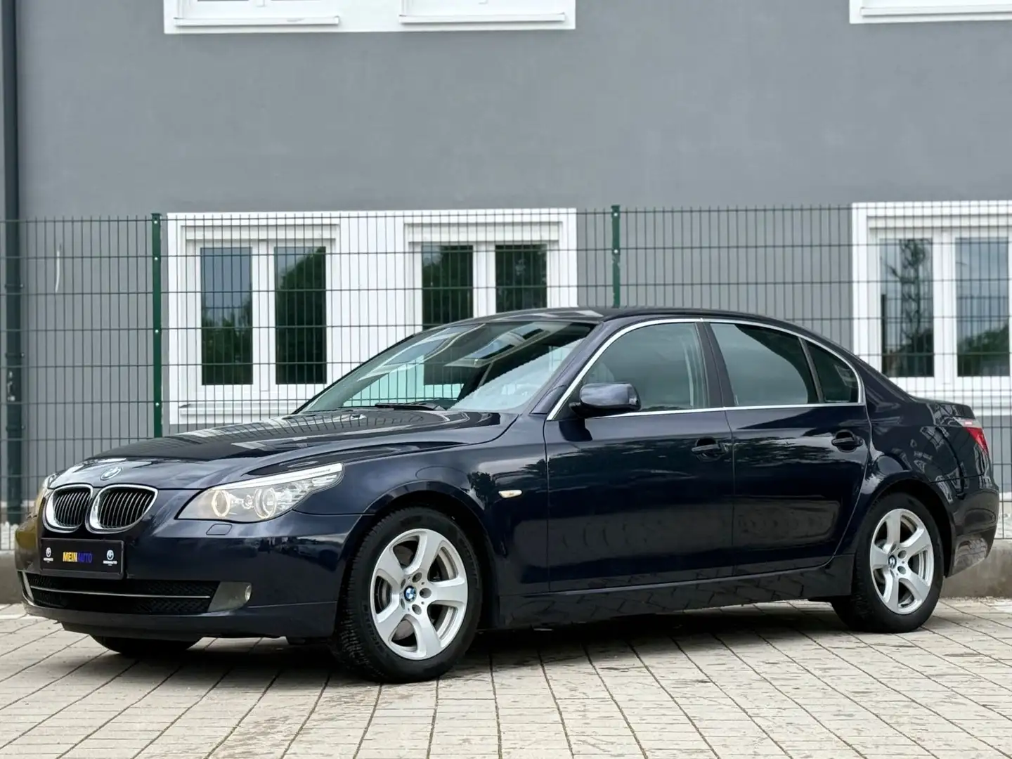 BMW 530 Baureihe 5 Lim. 530i/TEMP/PDC/ Mavi - 1