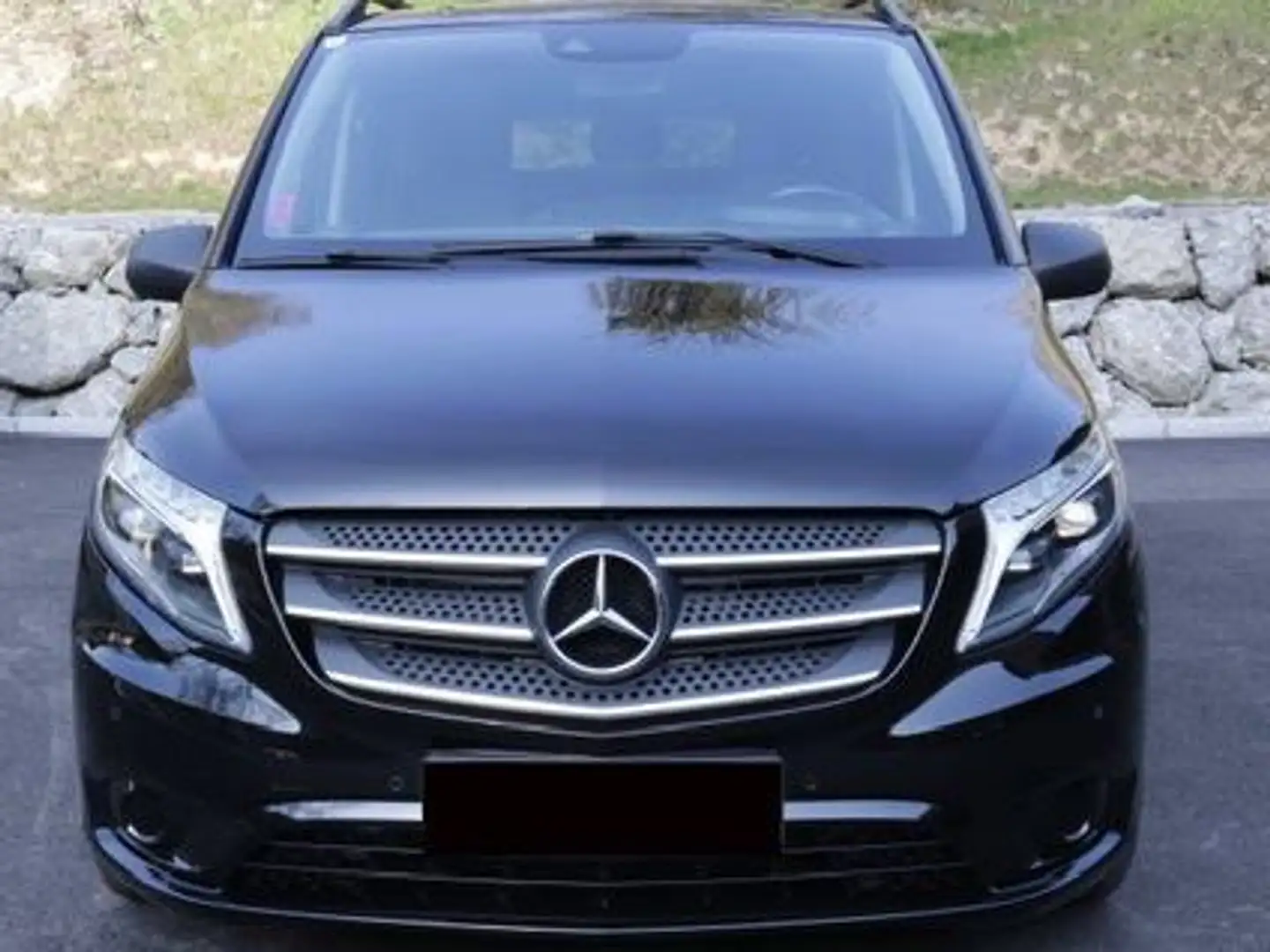 Mercedes-Benz Vito Tourer Select 119 BlueTEC extralang 4x4 Aut. Schwarz - 1