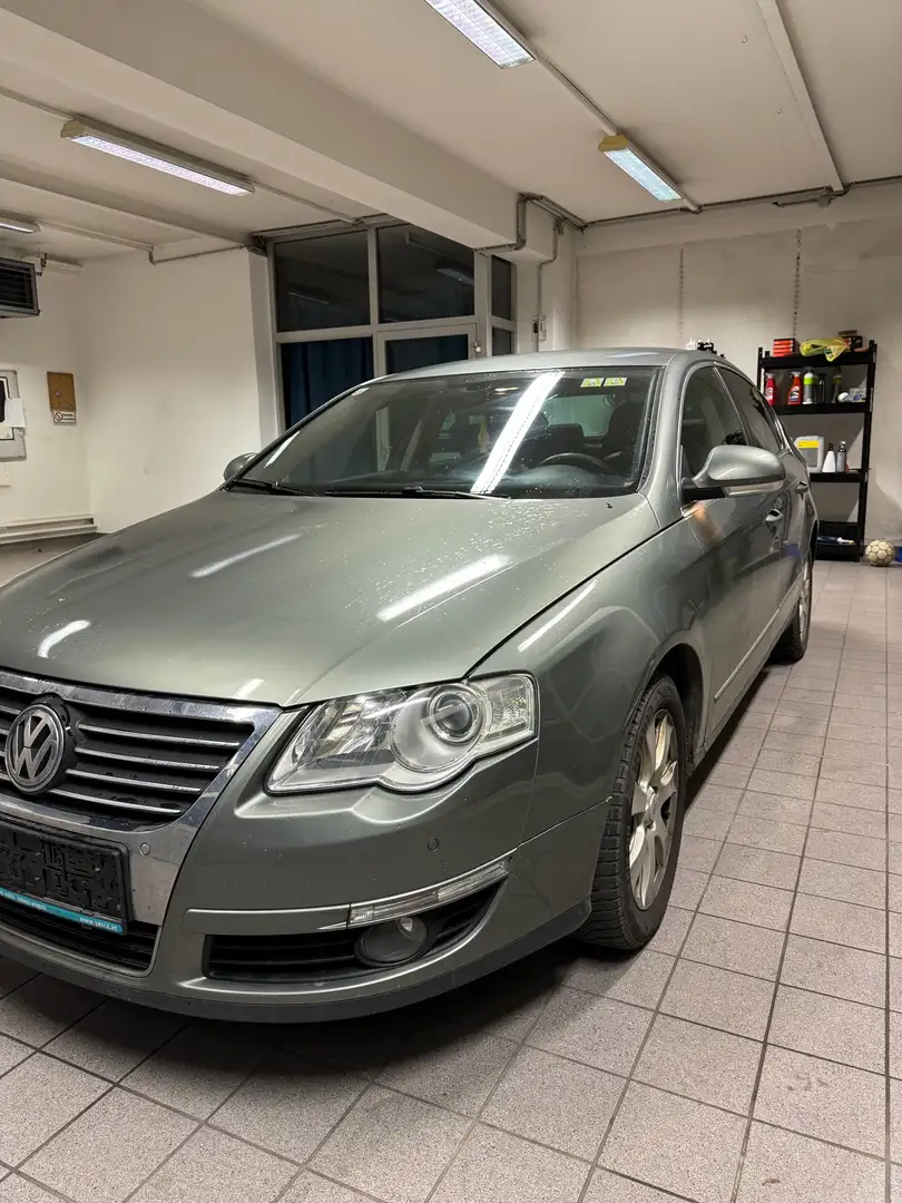 Volkswagen Passat Highline 2,0 TDI 4Motion Zöld - 2