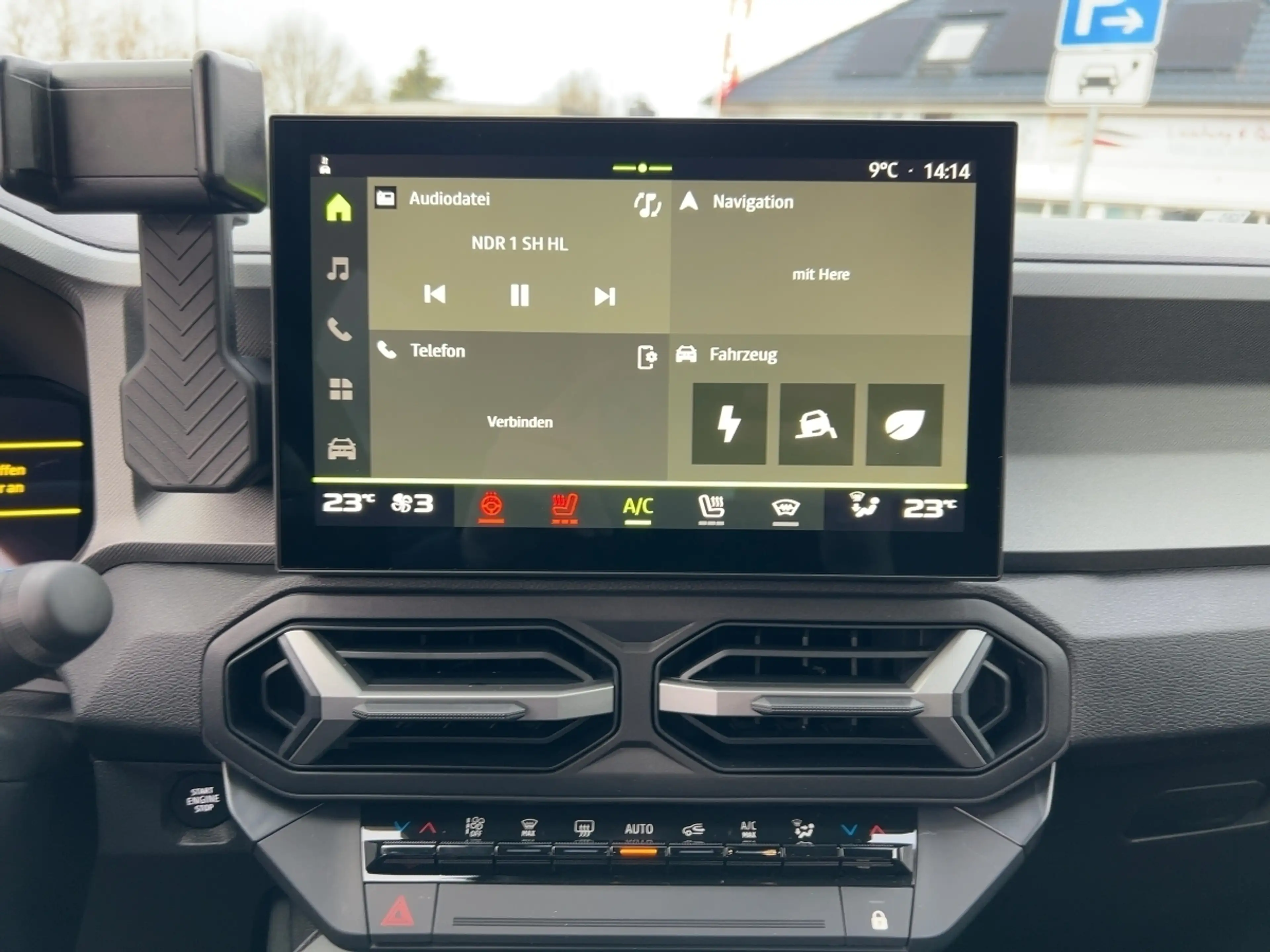 Dacia Bigster Journey HYBRID 155 — photo 10