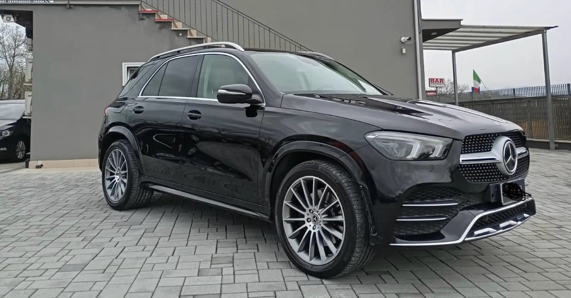 Mercedes-Benz GLE 300 d Premium 4matic auto - 2