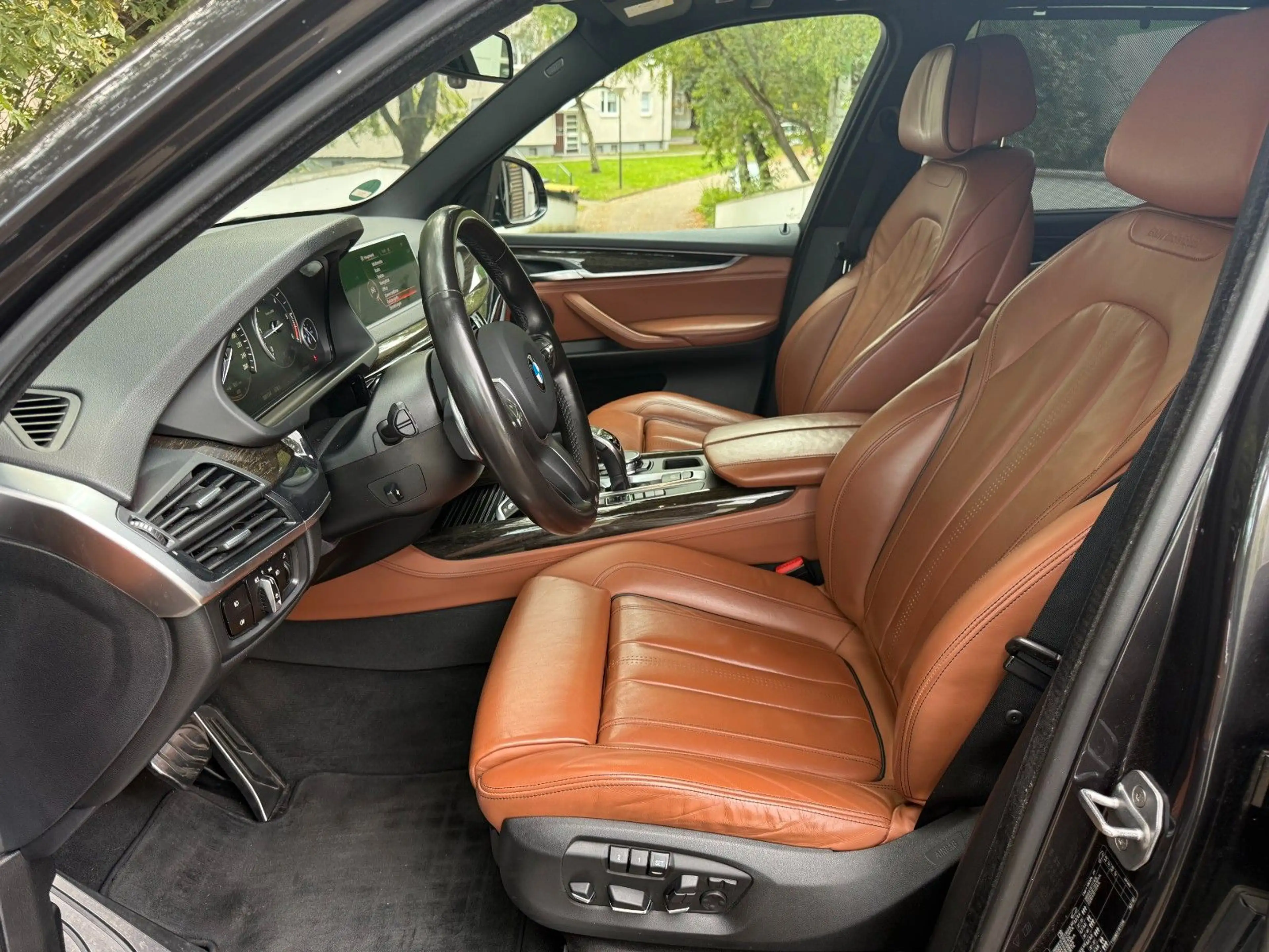 BMW X5 xDrive30d *INDIVIDUAL* Komfortsitz*M-Lenk*HUD — photo 11