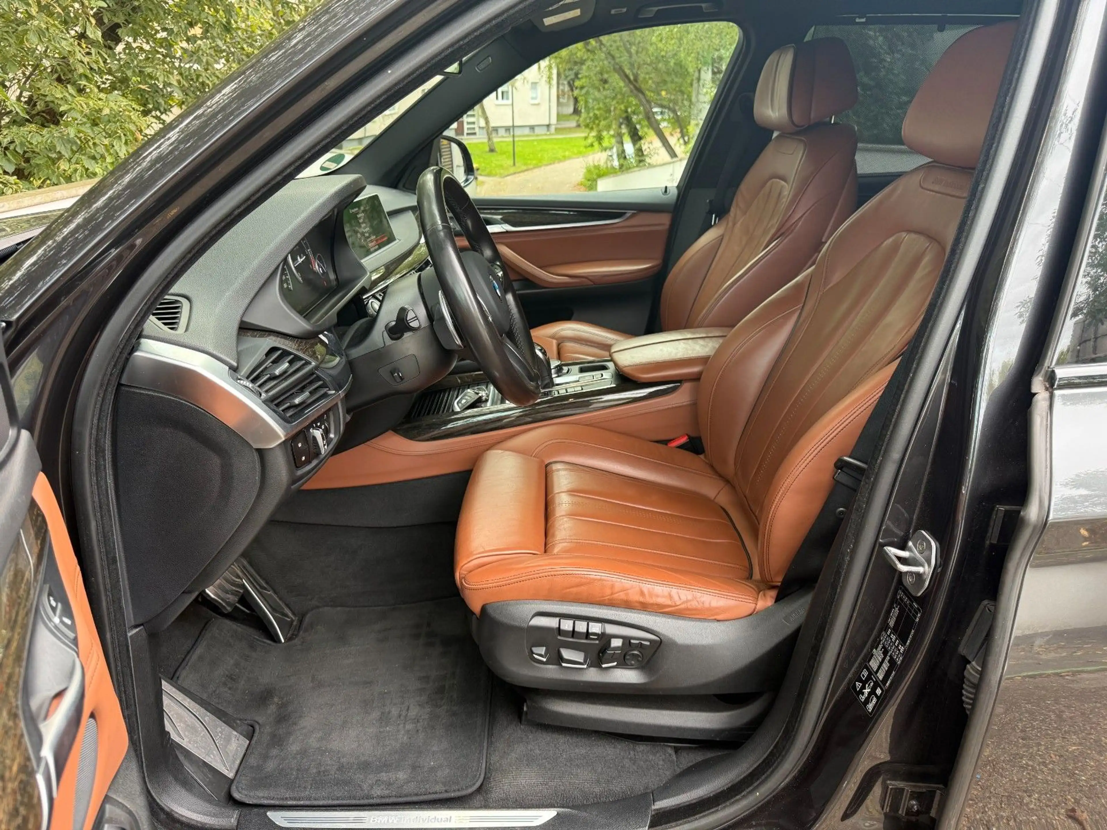 BMW X5 xDrive30d *INDIVIDUAL* Komfortsitz*M-Lenk*HUD — photo 10