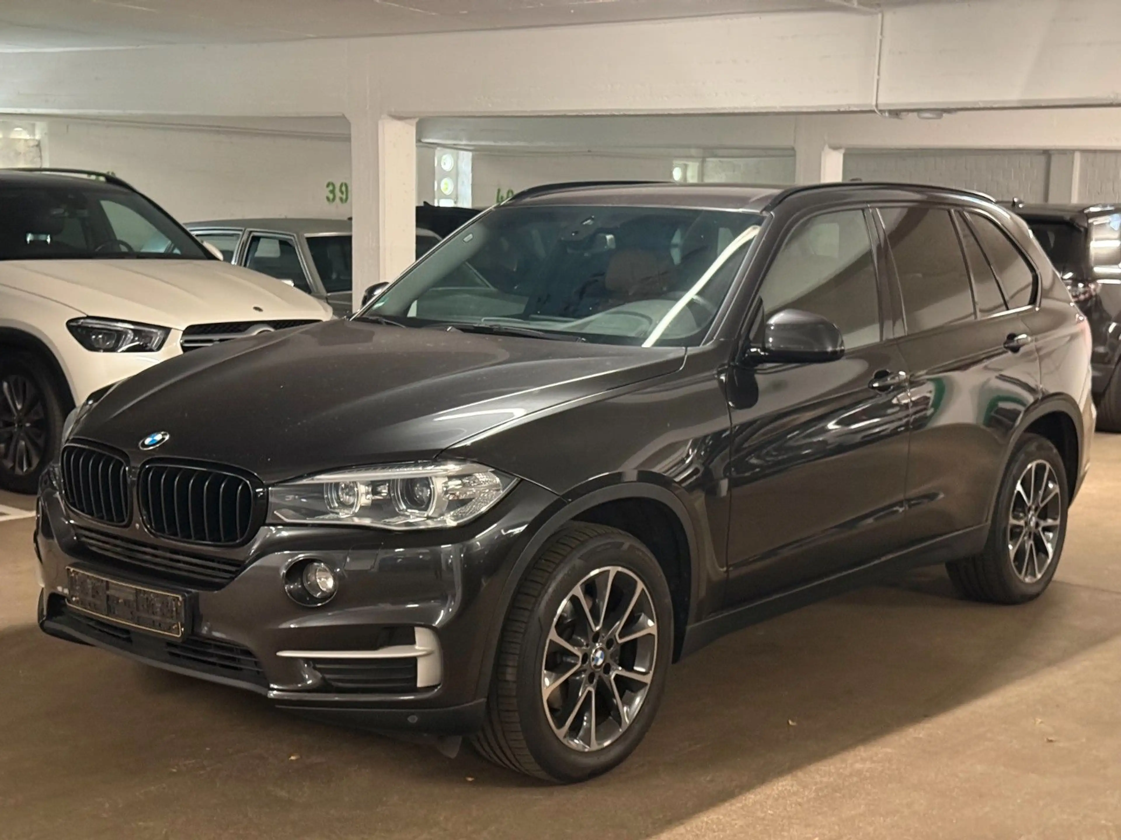 BMW X5 xDrive30d *INDIVIDUAL* Komfortsitz*M-Lenk*HUD