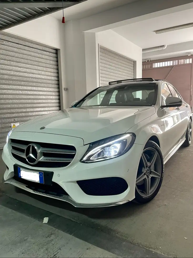 Mercedes-Benz C 220 d Premium Plus allestimento AMG - 1