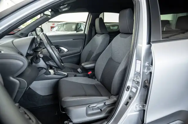 Toyota Yaris Cross view 7