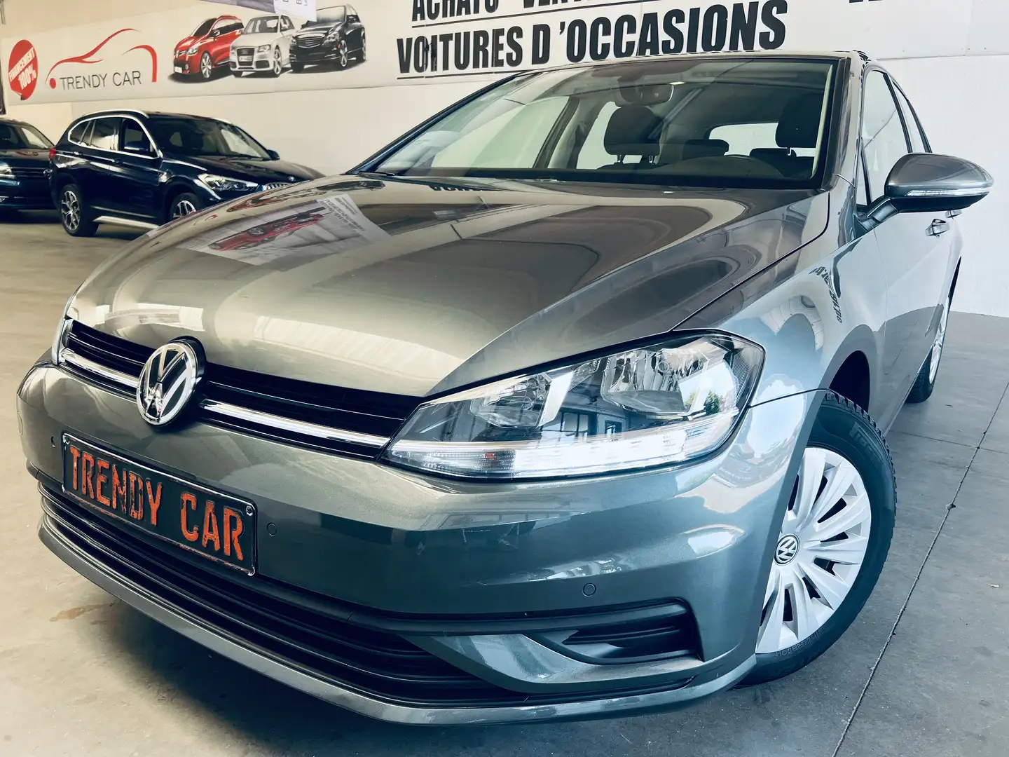Volkswagen Golf 1.0 TSI Trend DSG+NAVI+TVA+CAMERA+CARNET+GARANTIE Grau - 1