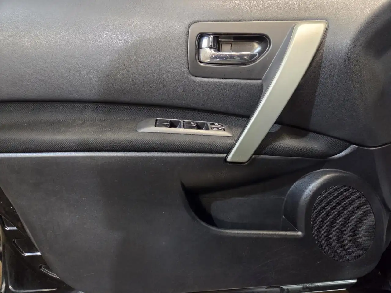 Nissan Rogue photo Nissan Rogue