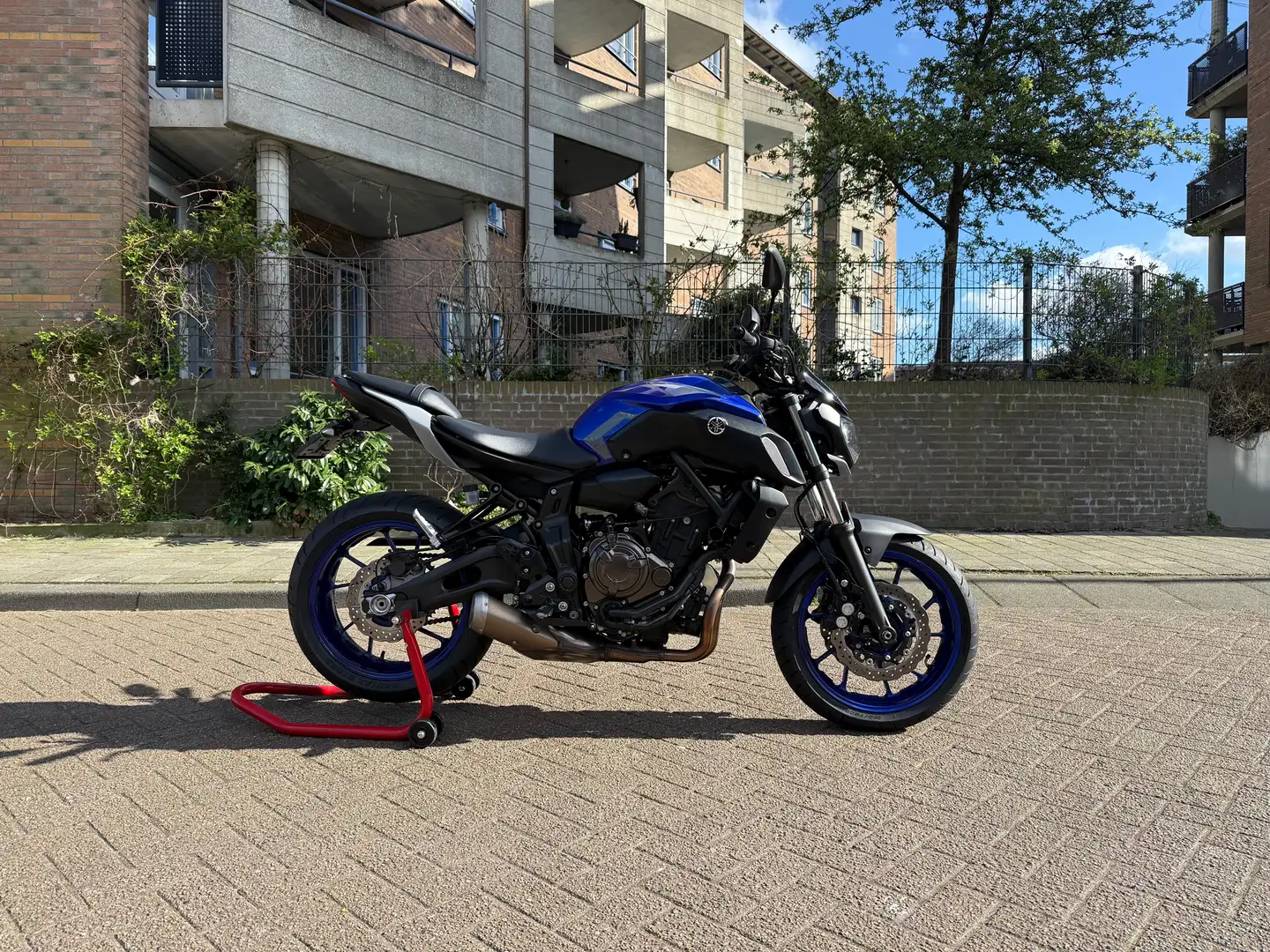 Yamaha MT-07 Blauw - 1
