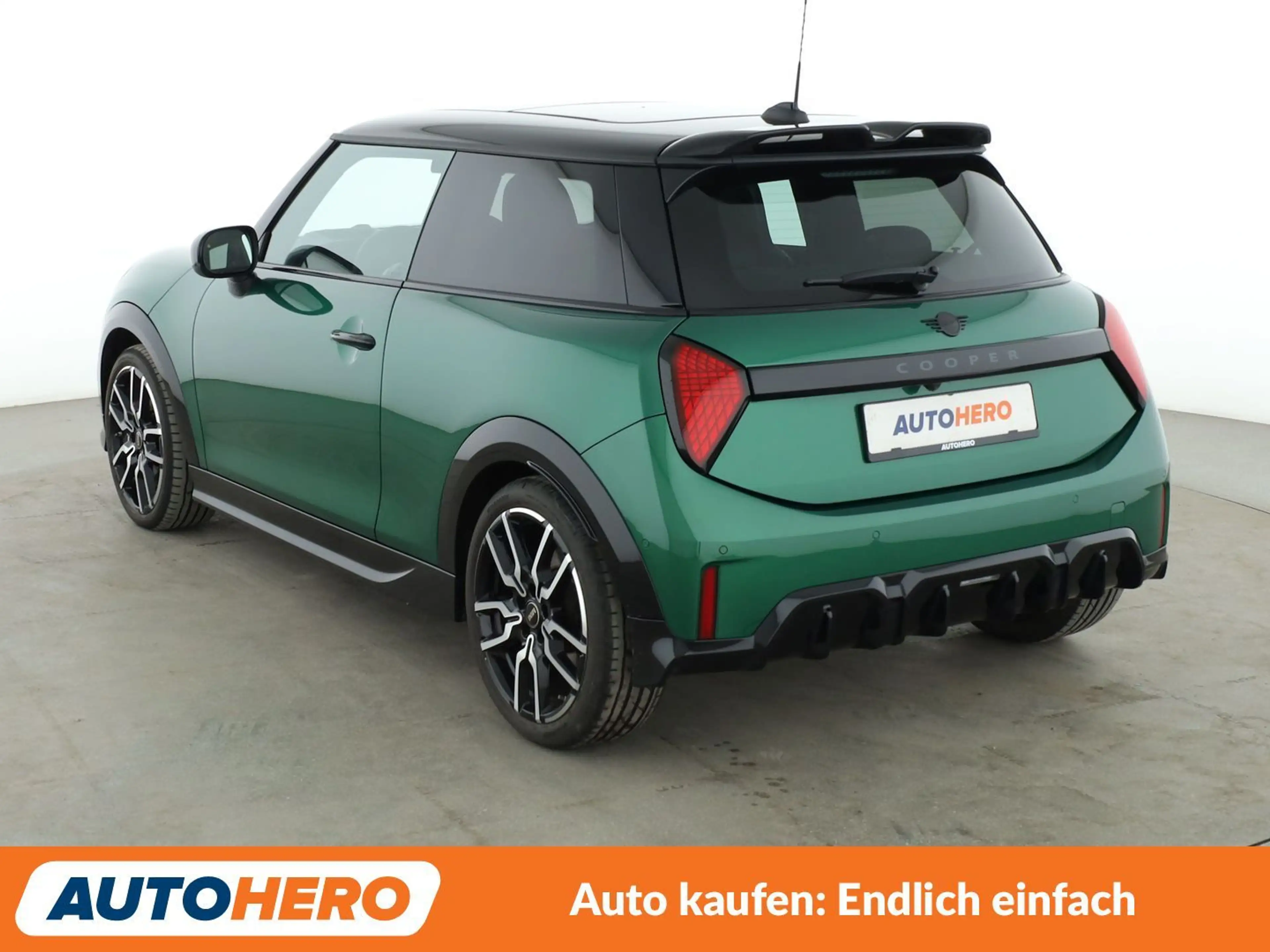 MINI Cooper Coupe Cooper C John Cooper Works Trim Aut.*NAVI*LED*CAM* — photo 4