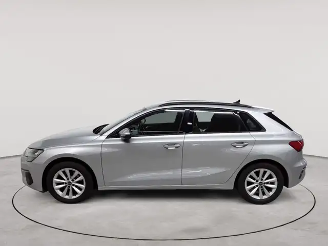 Audi A3 view 6