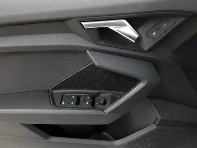 Audi A3 view 14