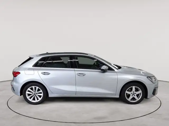 Audi A3 view 3