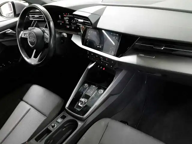 Audi A3 view 9