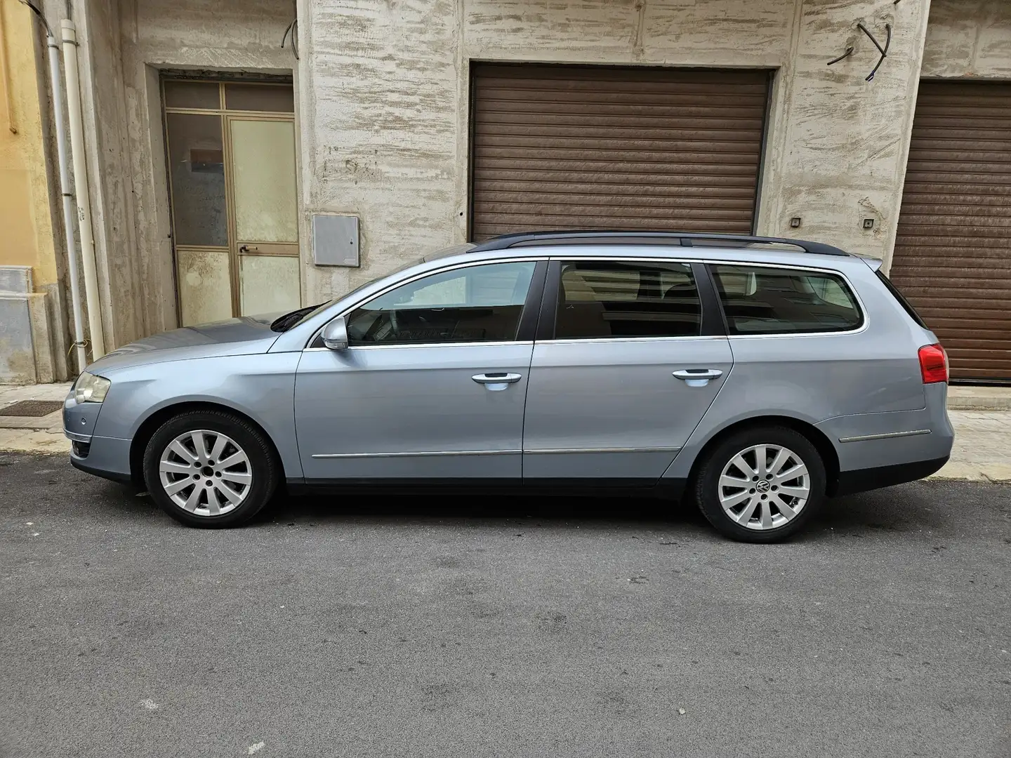 Volkswagen Passat 2.0 tdi Comfortline dpf - 2