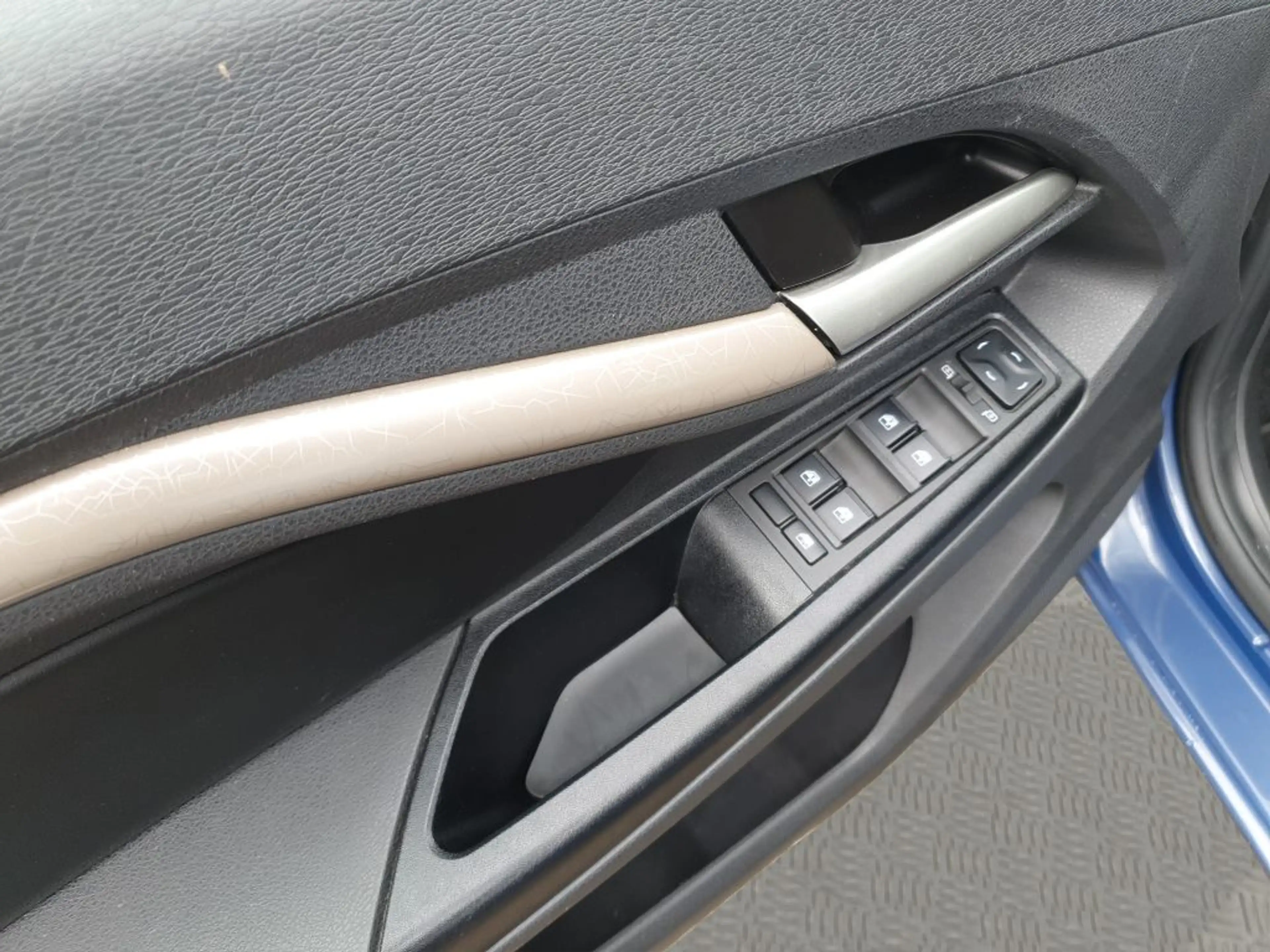 Lada Vesta SW Luxus — photo 14
