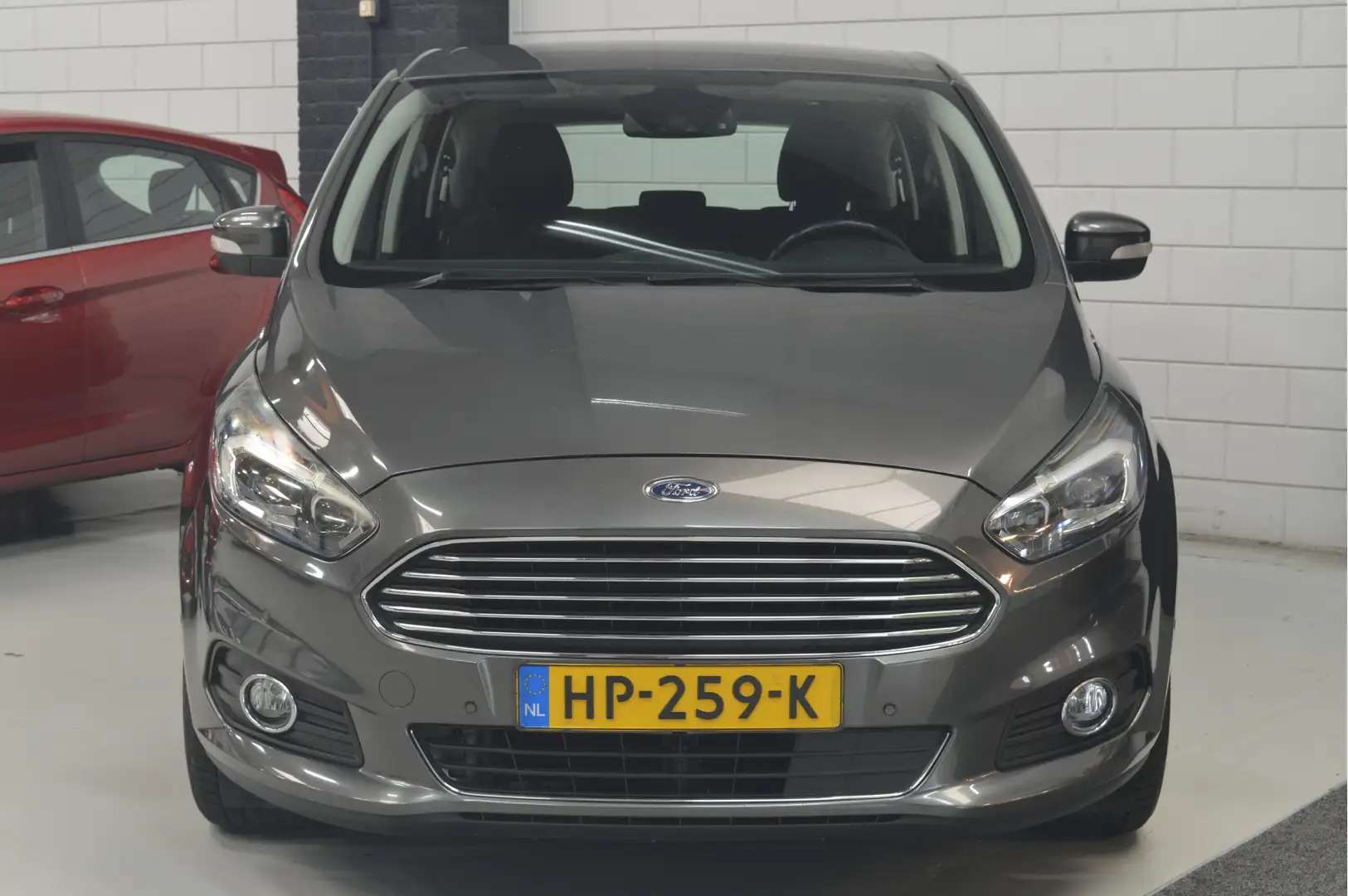 Ford S-Max 2.0 Titanium 7persoons // AUTOMAAT // ADAPTIVE CRU Grijs - 2