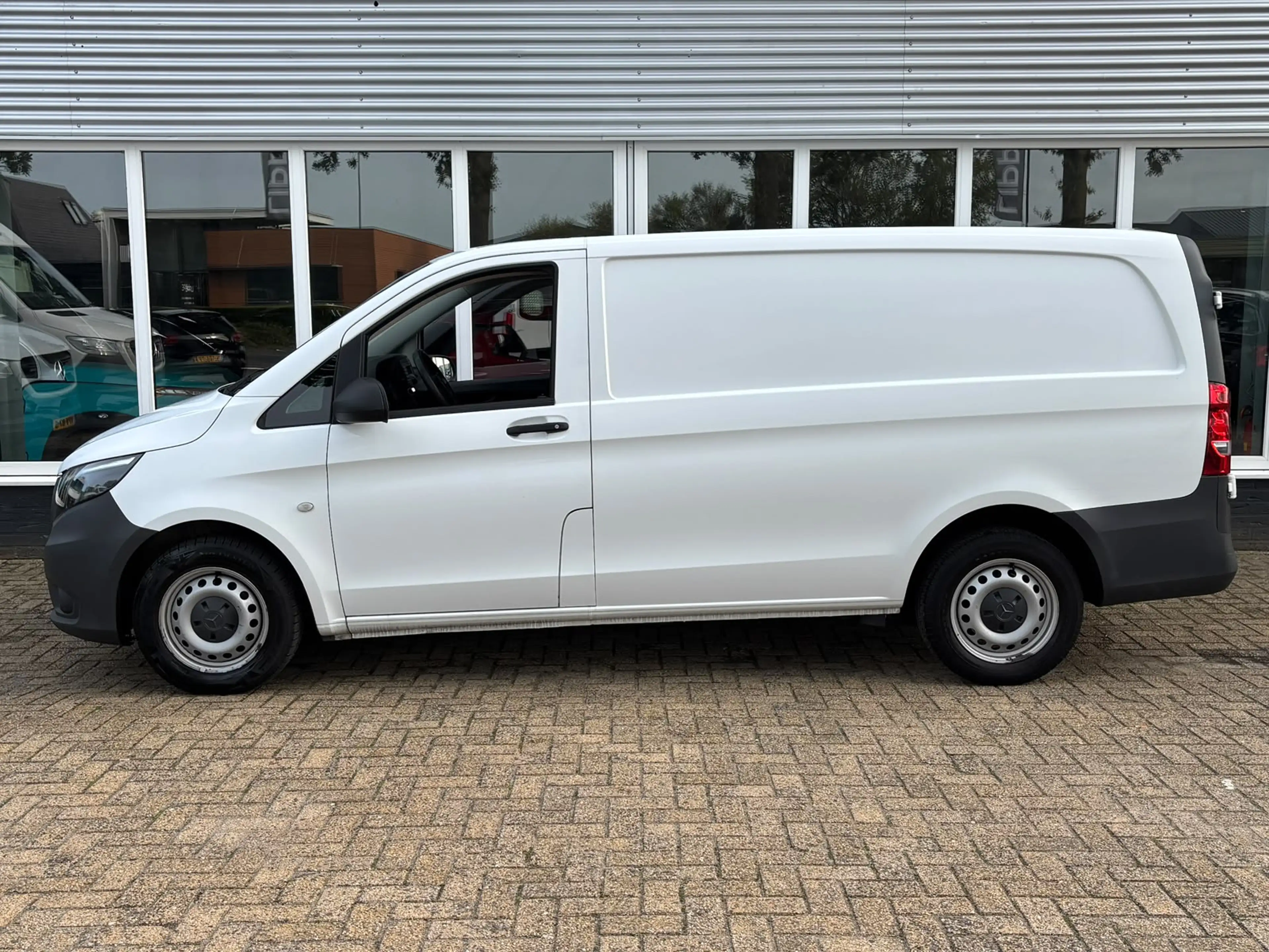 Mercedes-Benz Vito 111 CDI Lang | Trekhaak | 3 Zitplaatsen | Bluetoot — photo 5