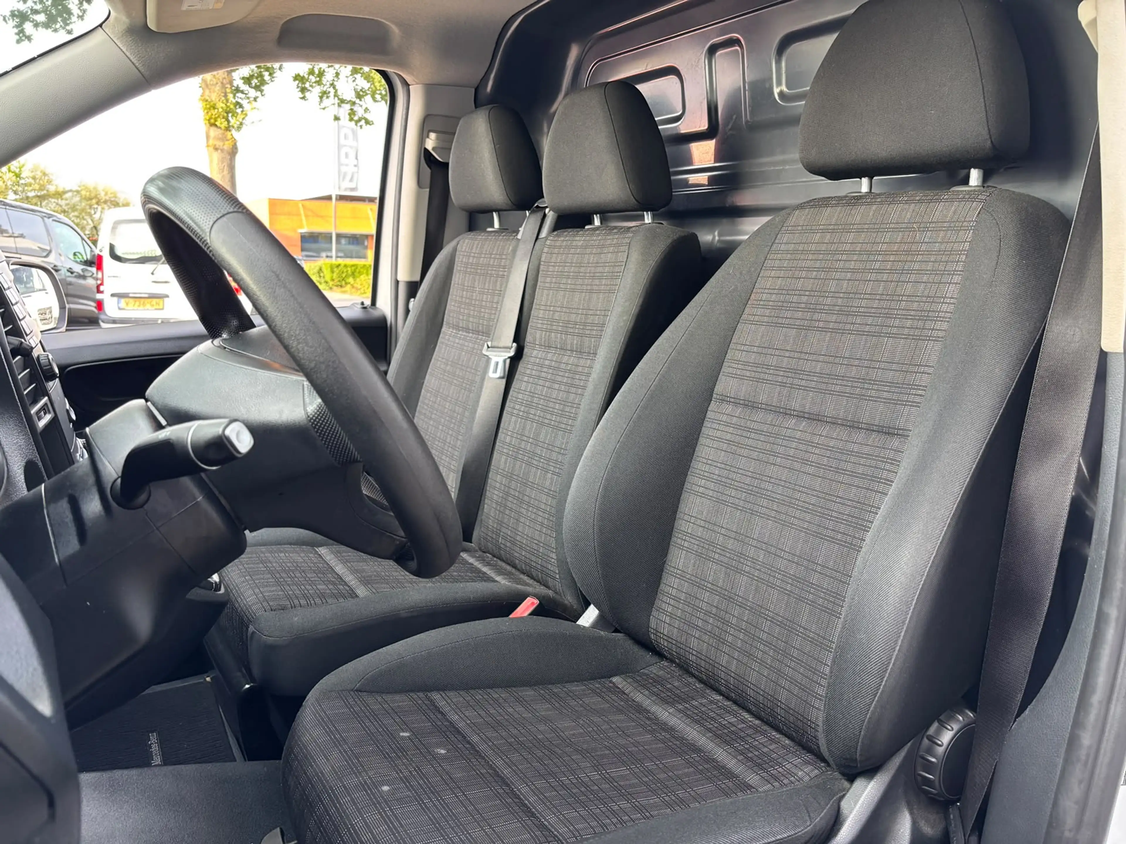 Mercedes-Benz Vito 111 CDI Lang | Trekhaak | 3 Zitplaatsen | Bluetoot — photo 2