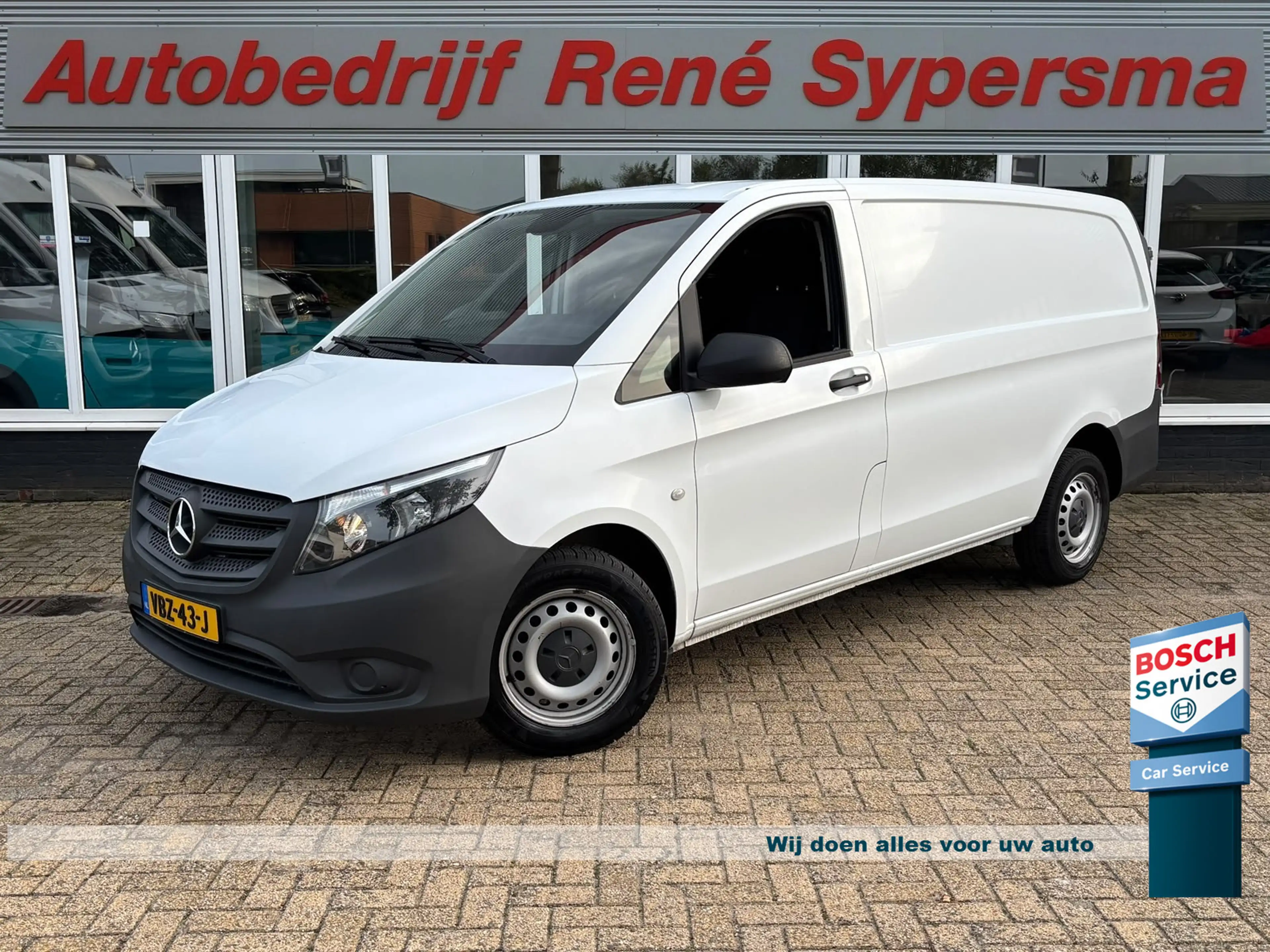 Mercedes-Benz Vito 111 CDI Lang | Trekhaak | 3 Zitplaatsen | Bluetoot
