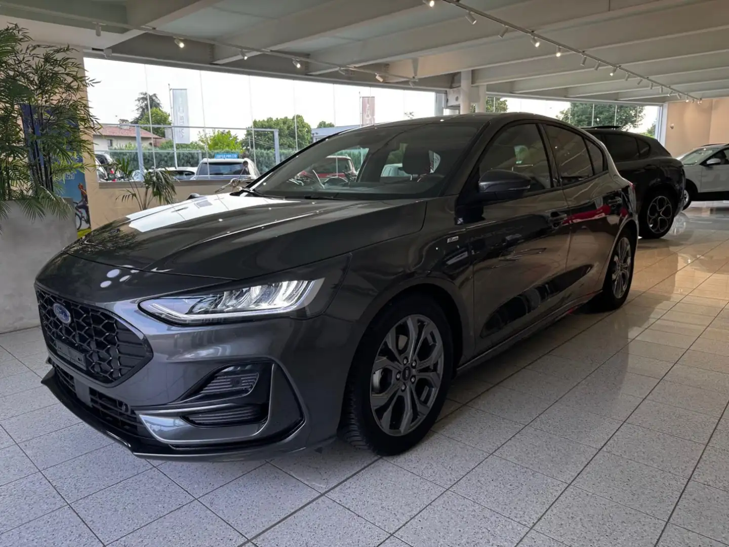 Ford Focus 1.5 EcoBlue 115 CV AUTO 5p. ST-Line - ANCHE NERA! Gris - 1