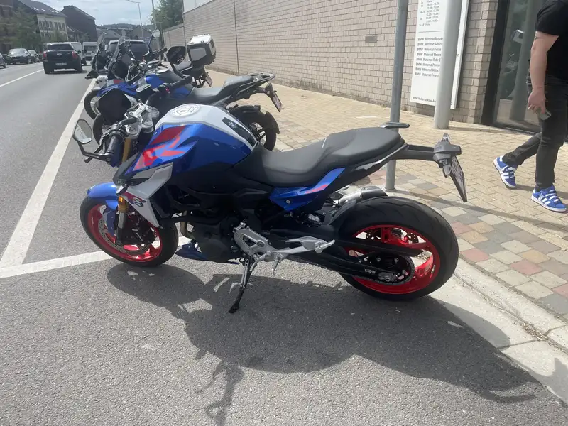 BMW F 900 R - foto 2