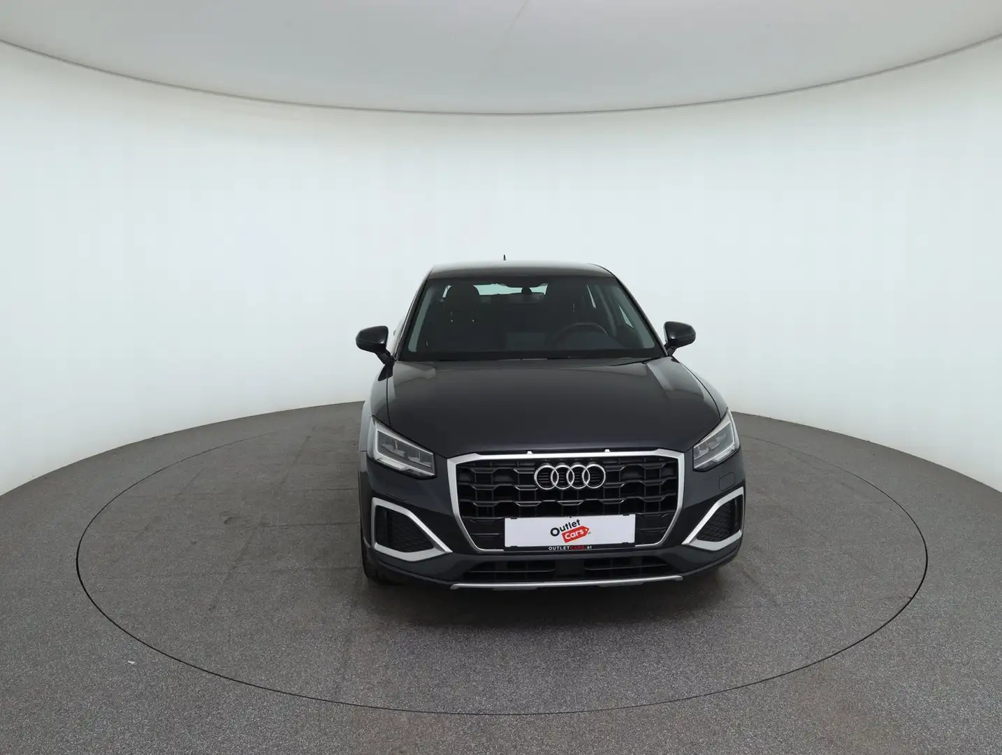 Audi Q2 30 TFSI Grau - 2
