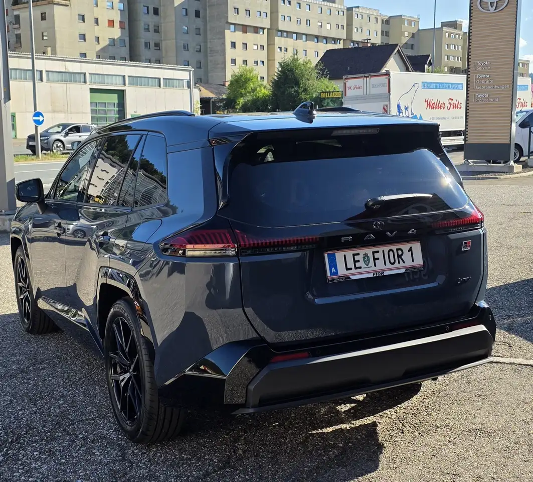 Toyota RAV4 2026