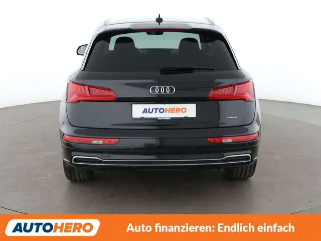 Audi Q5 view 5