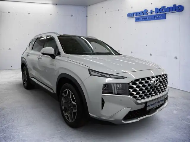 Hyundai Santa Fe view 2