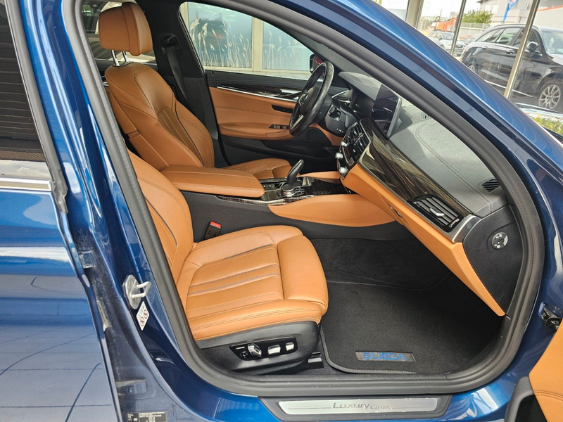 BMW 530 d Luxury Line, 1Hand, Laserlicht, Headup,Voll — photo 15