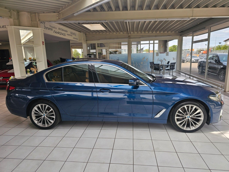 BMW 530 d Luxury Line, 1Hand, Laserlicht, Headup,Voll — photo 8
