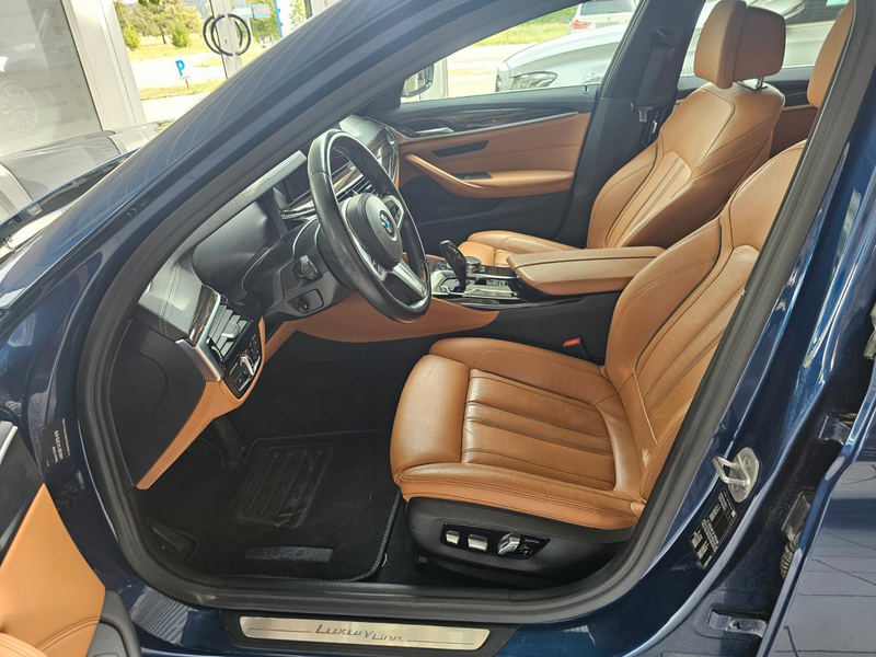 BMW 530 d Luxury Line, 1Hand, Laserlicht, Headup,Voll — photo 10