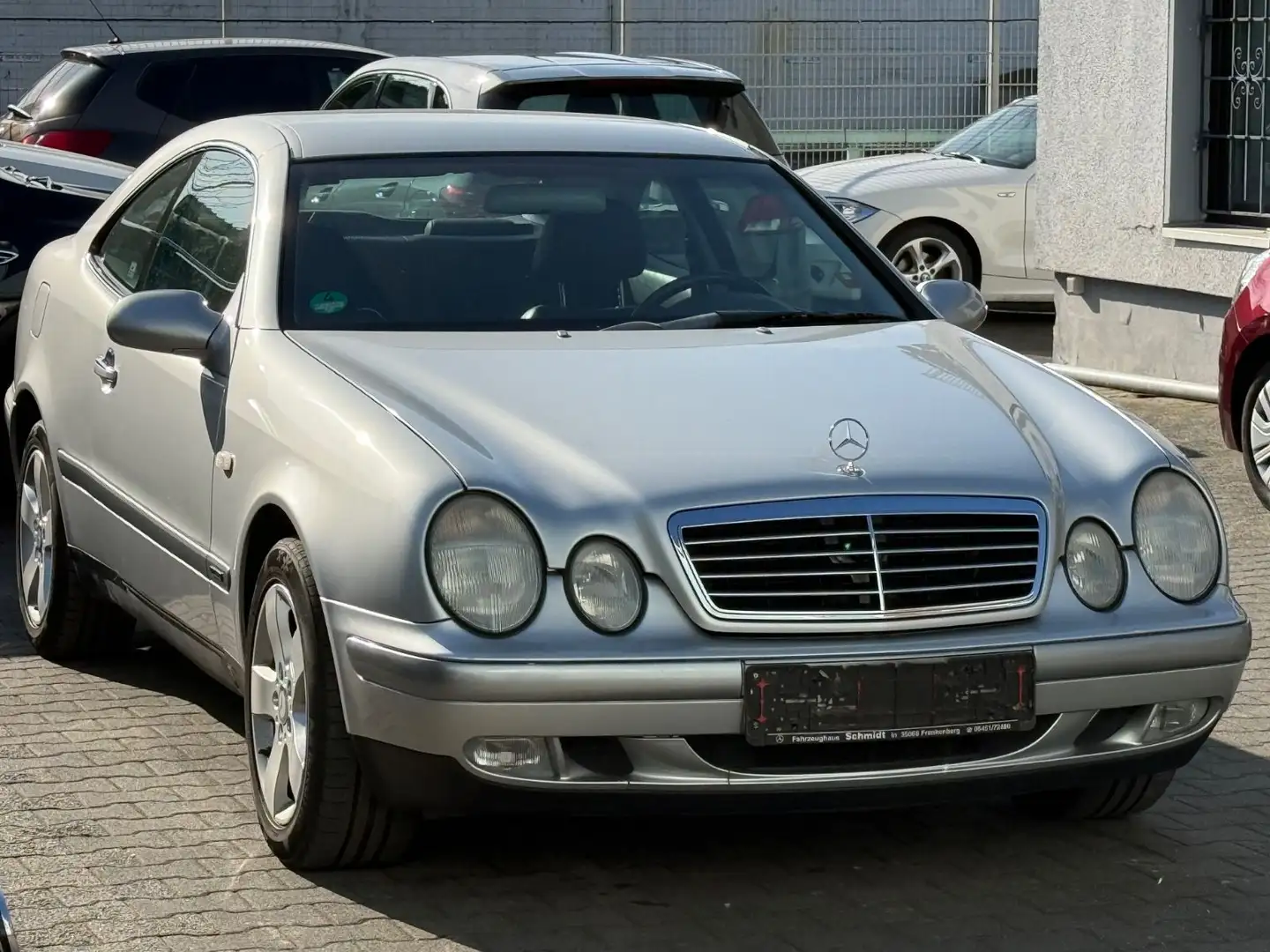 Mercedes-Benz CLK 200 Elegance | Automatik | 98.000 km | Klima Plateado - 2
