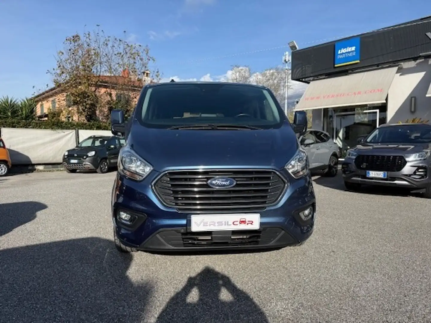 Ford Tourneo Custom Tourneo Custom 320 2.0 EcoBlue 130CV PC Titanium G Blu/Azzurro - 2