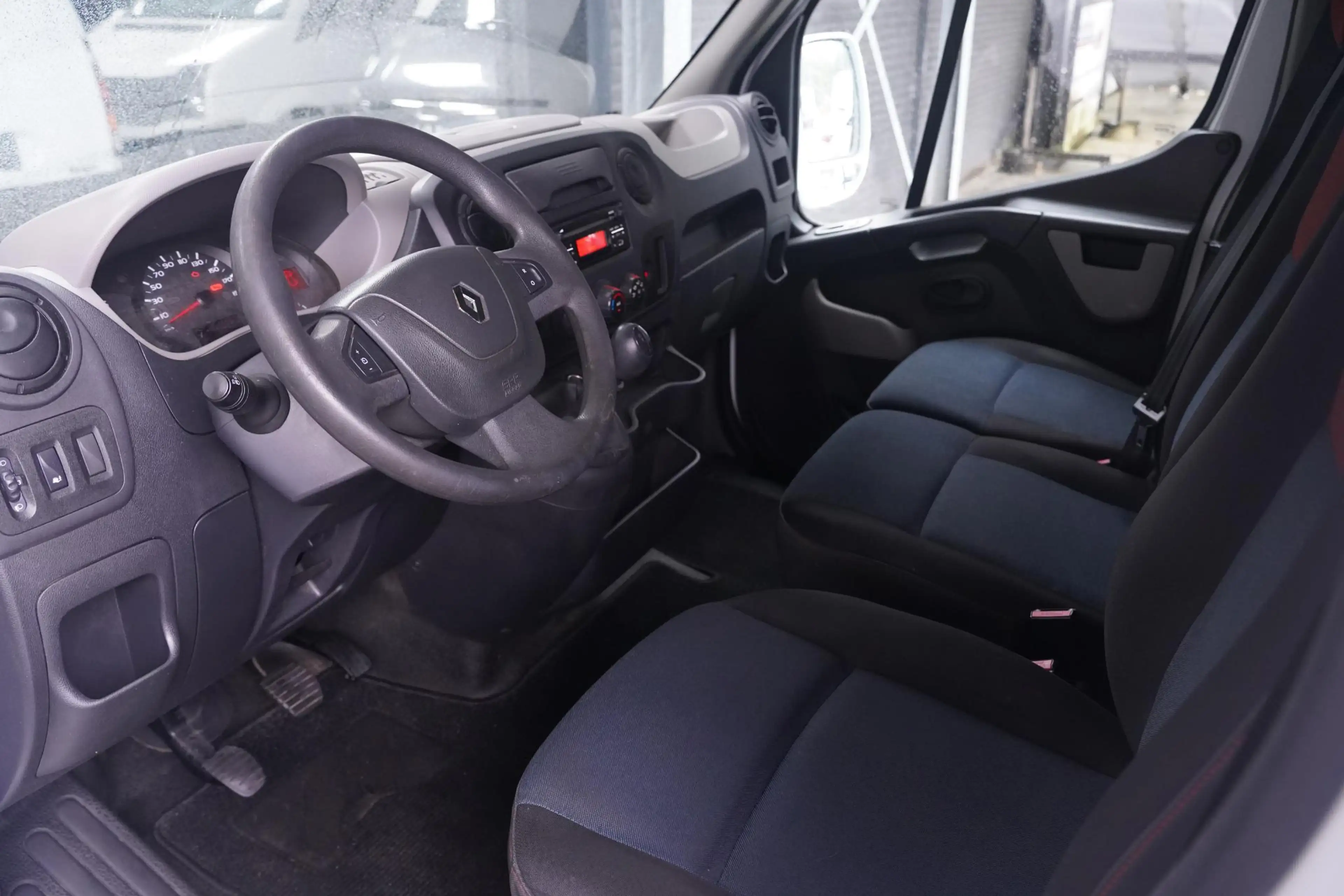 Renault Master 2.3 dCi 130 pk L3H2 Euro 6 Airco, Cruise Control L — photo 20