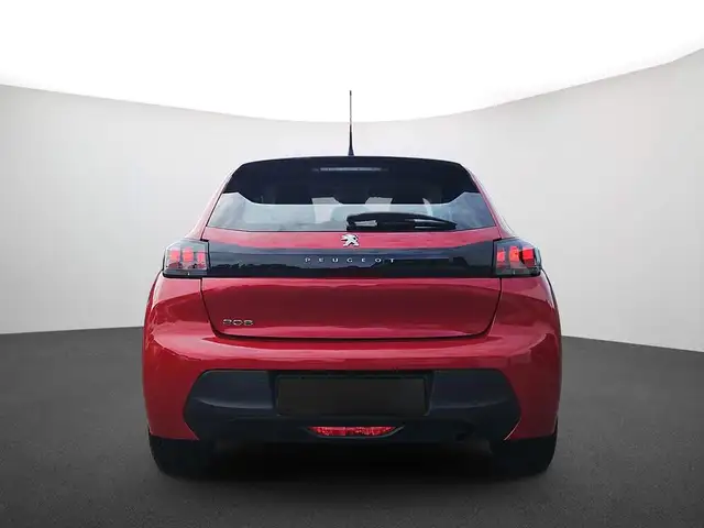 Peugeot 208 view 4