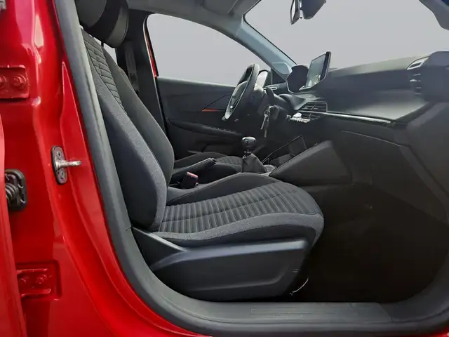 Peugeot 208 view 13