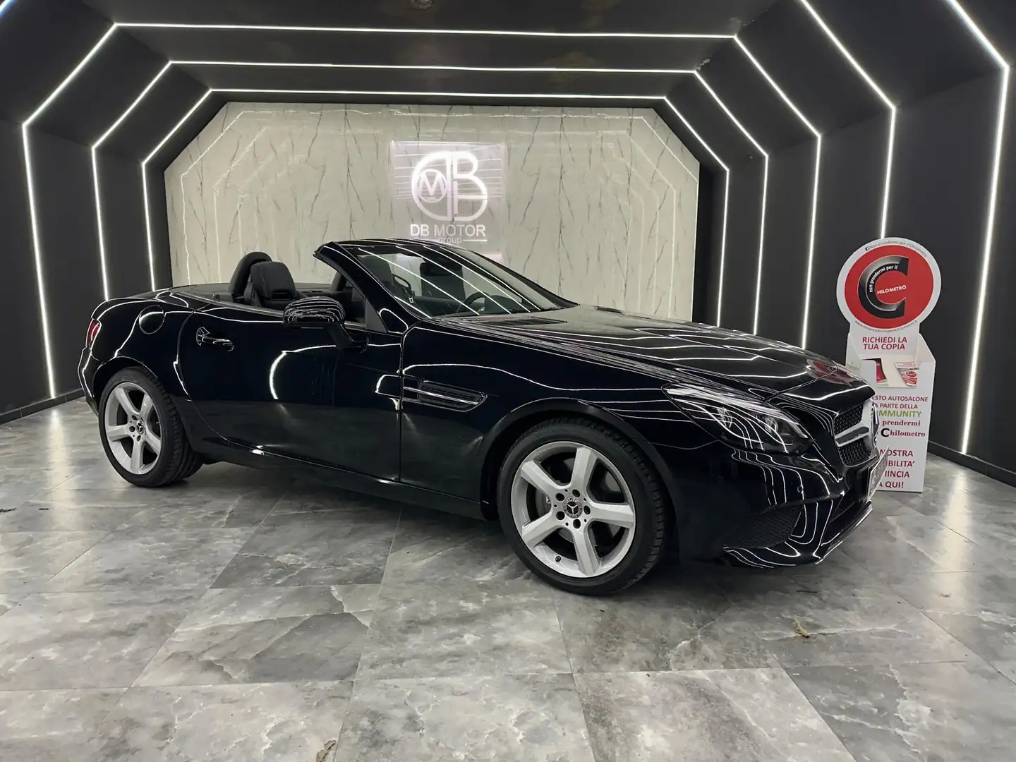 Mercedes-Benz SLC 200 SLC 200 Sport auto Schwarz - 2