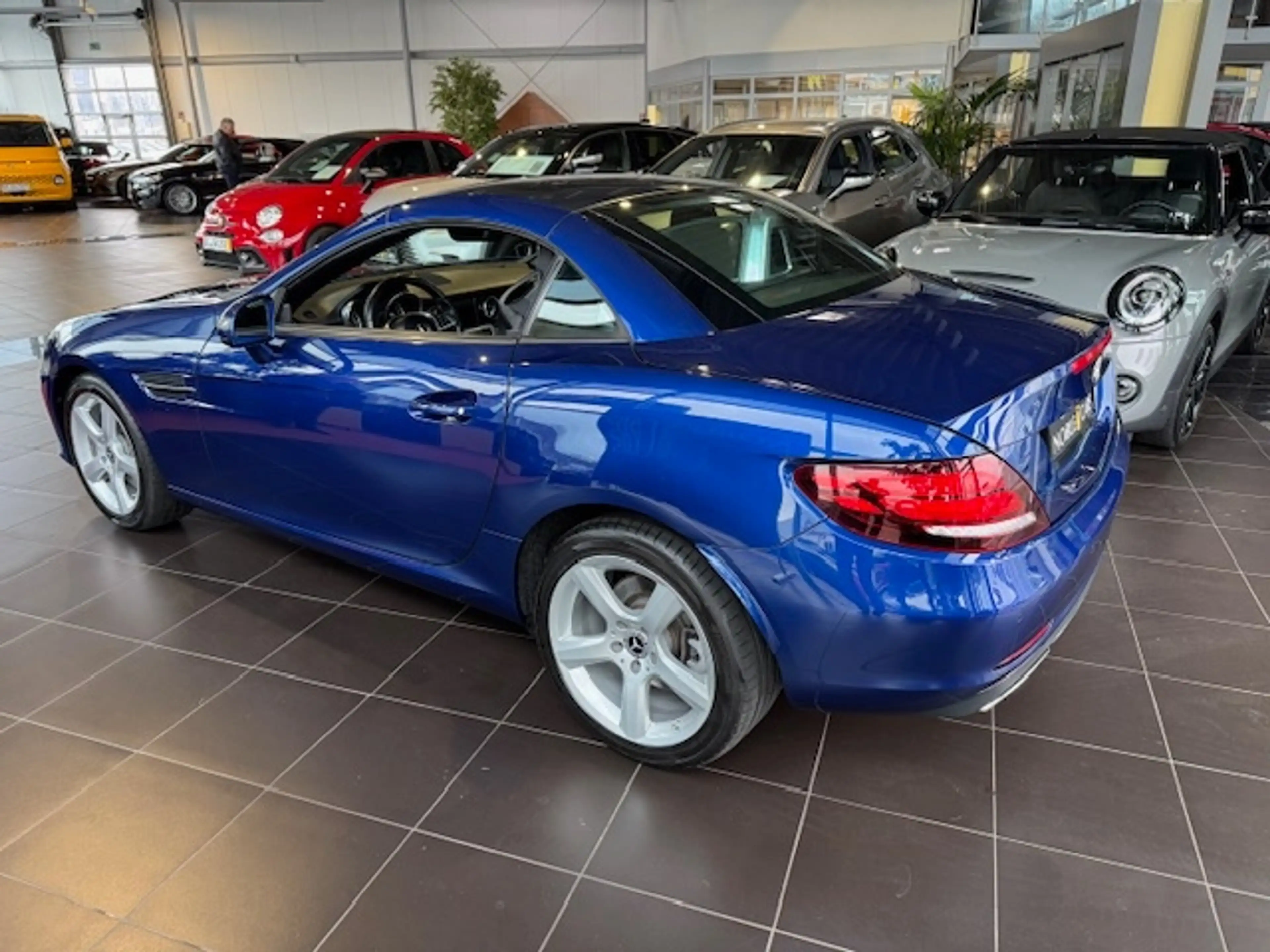 Mercedes-Benz SLC 200 9G-Tronic AirScarf KLIMA LED NAVI ALU — photo 5