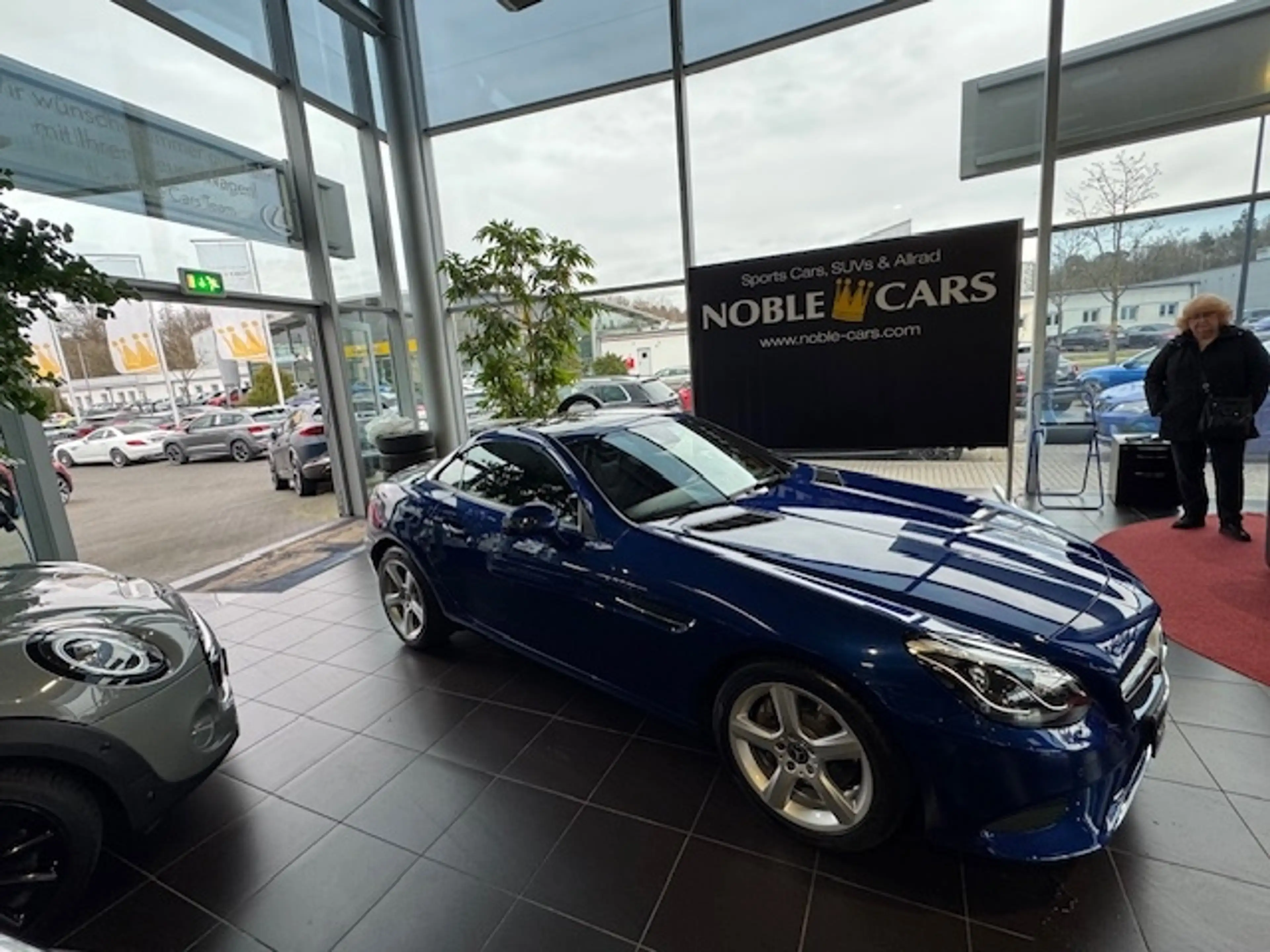 Mercedes-Benz SLC 200 9G-Tronic AirScarf KLIMA LED NAVI ALU — photo 2