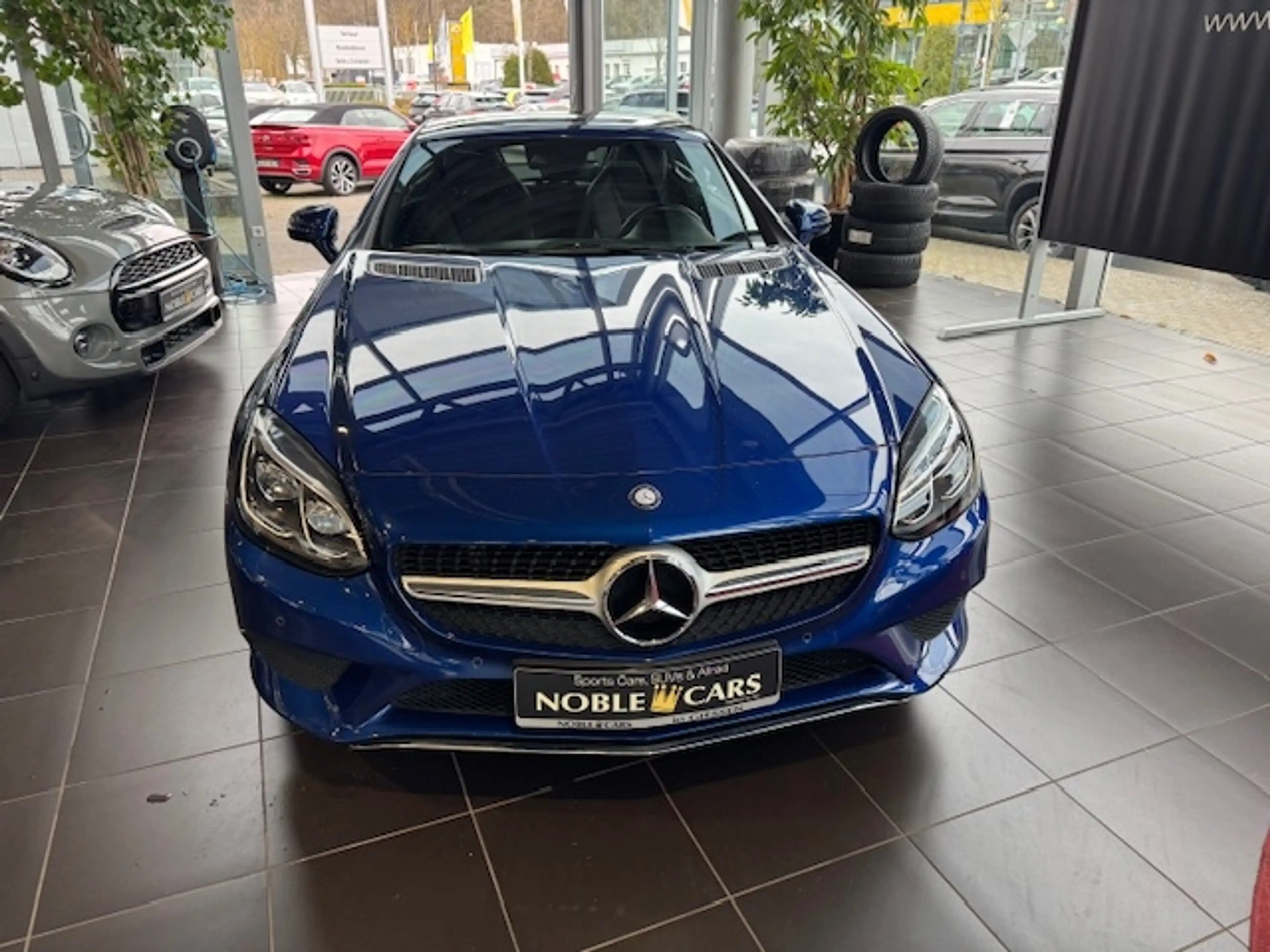 Mercedes-Benz SLC 200 9G-Tronic AirScarf KLIMA LED NAVI ALU — photo 3