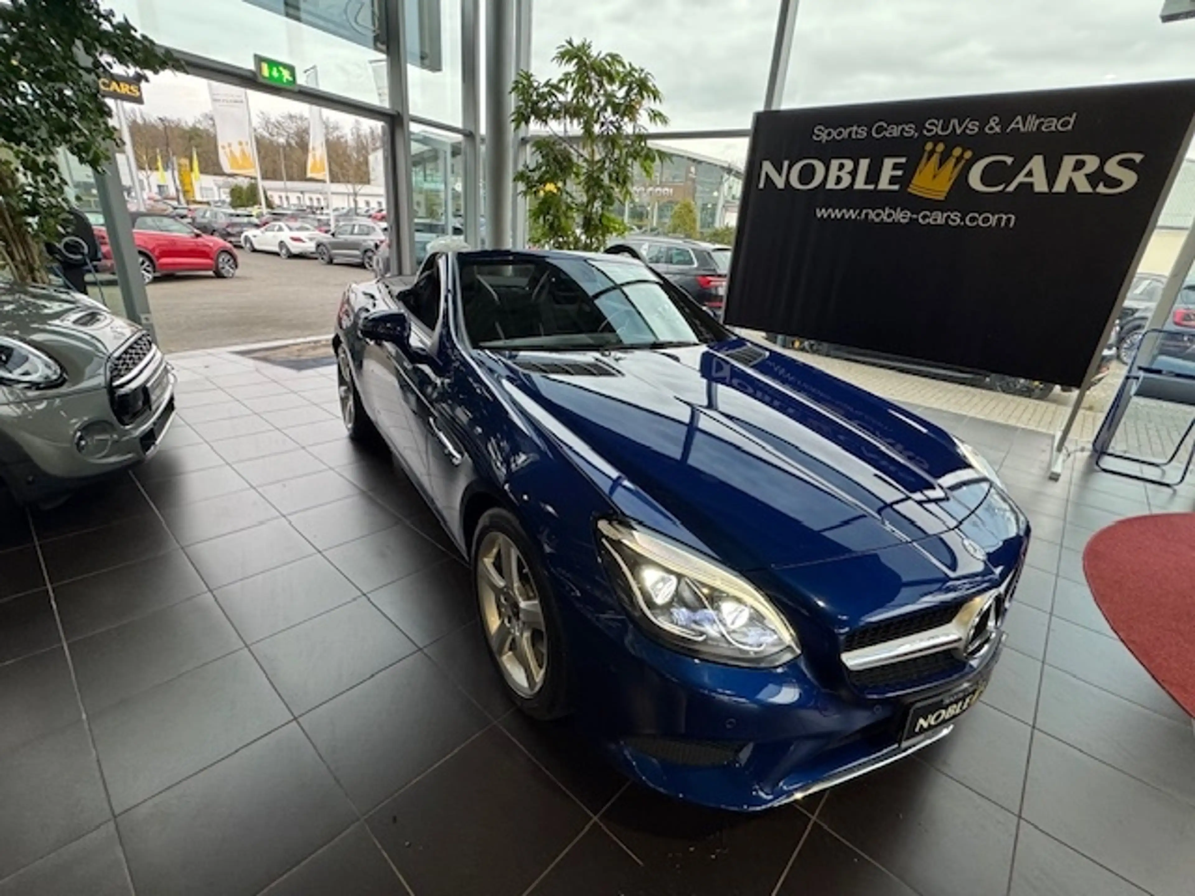 Mercedes-Benz SLC 200 9G-Tronic AirScarf KLIMA LED NAVI ALU — photo 9