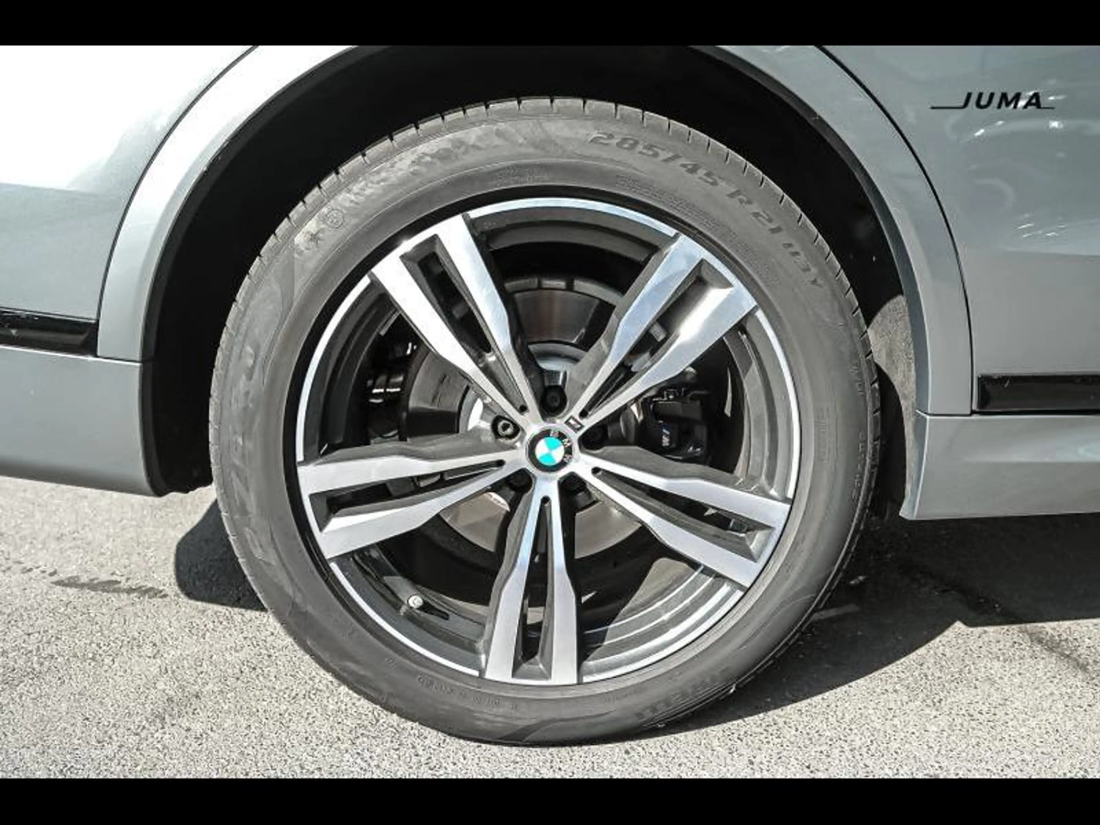 BMW X7 xDrive40d - M Pack — photo 4